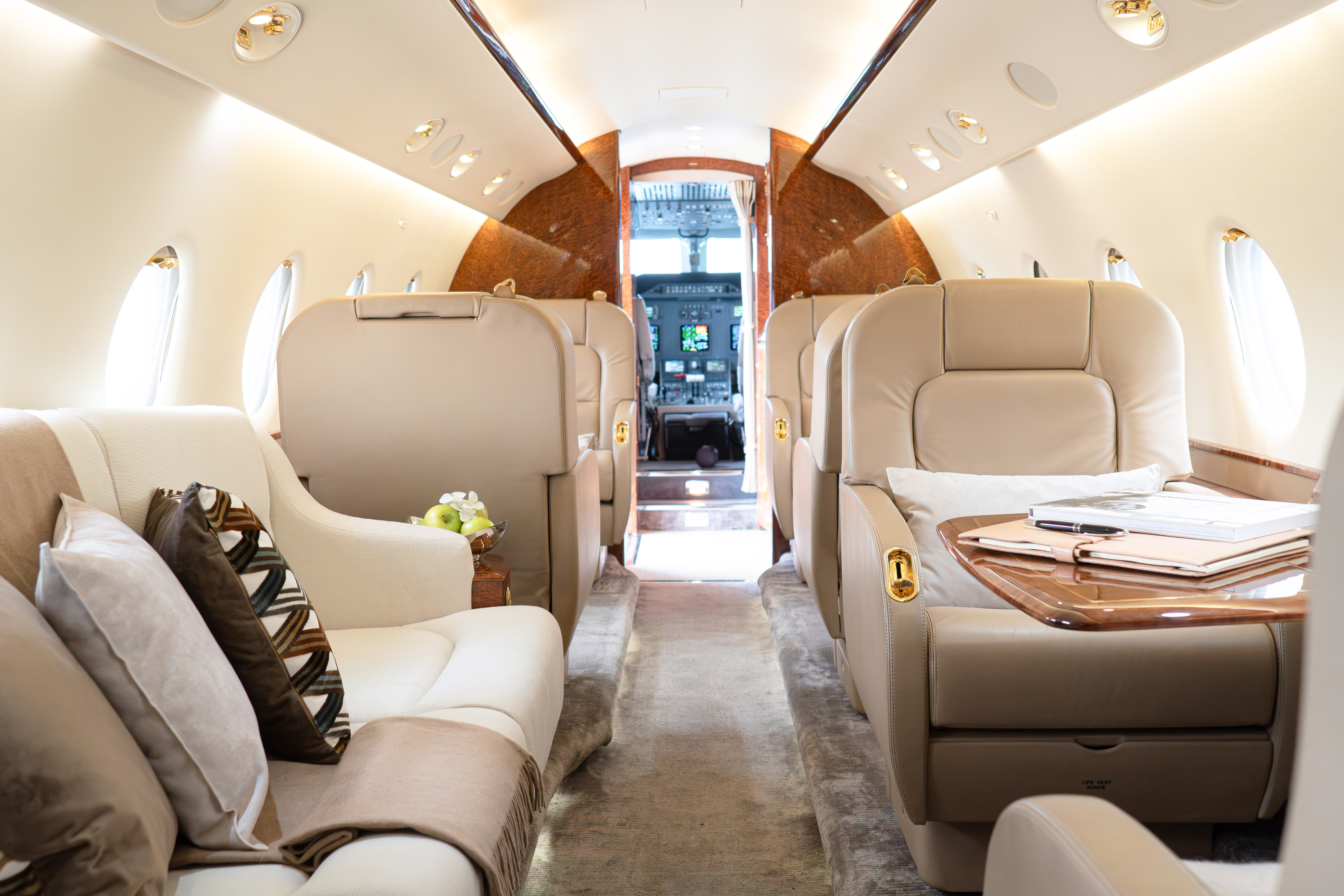 Gulfstream G200