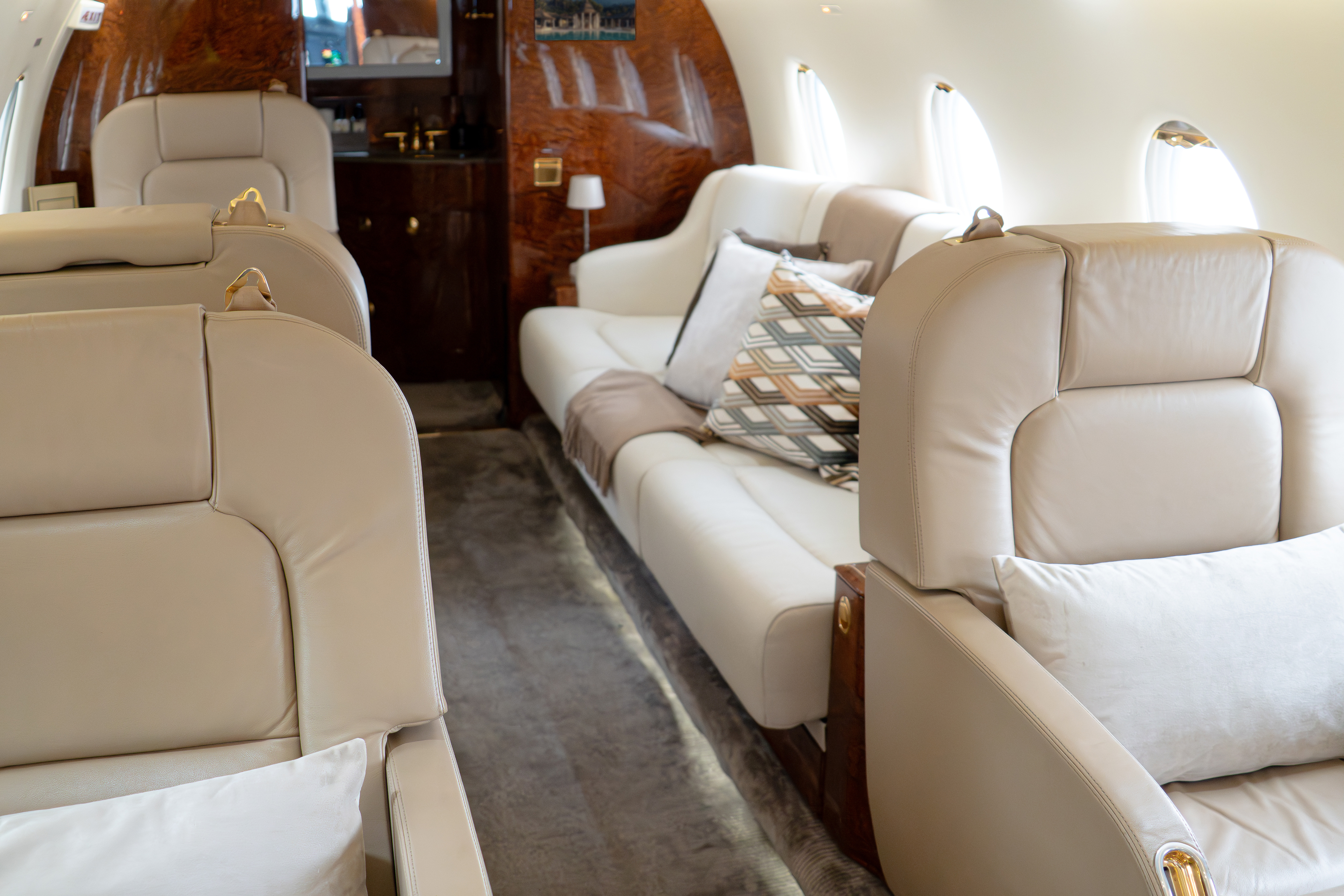 Gulfstream G200