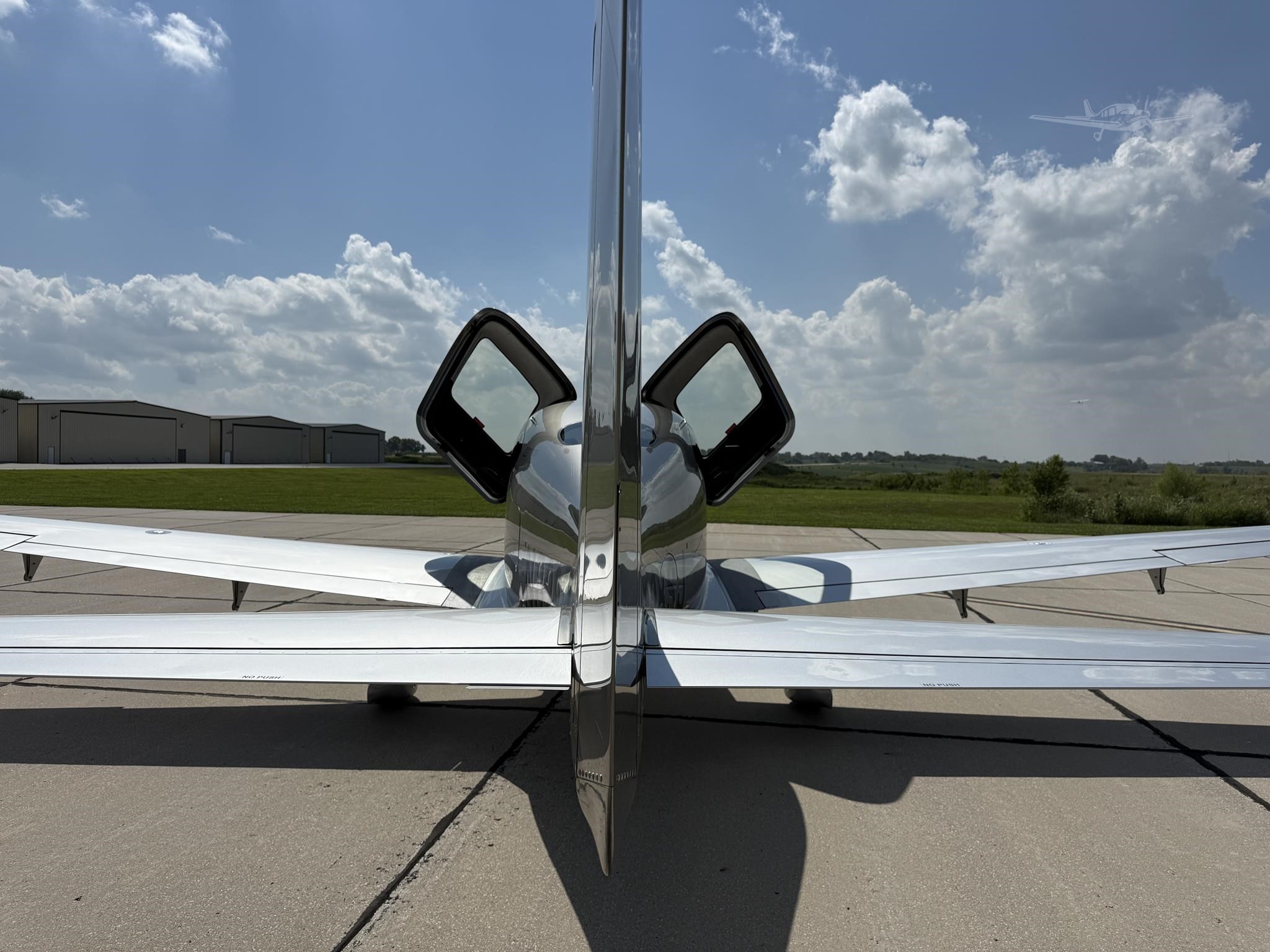 Cirrus SR22