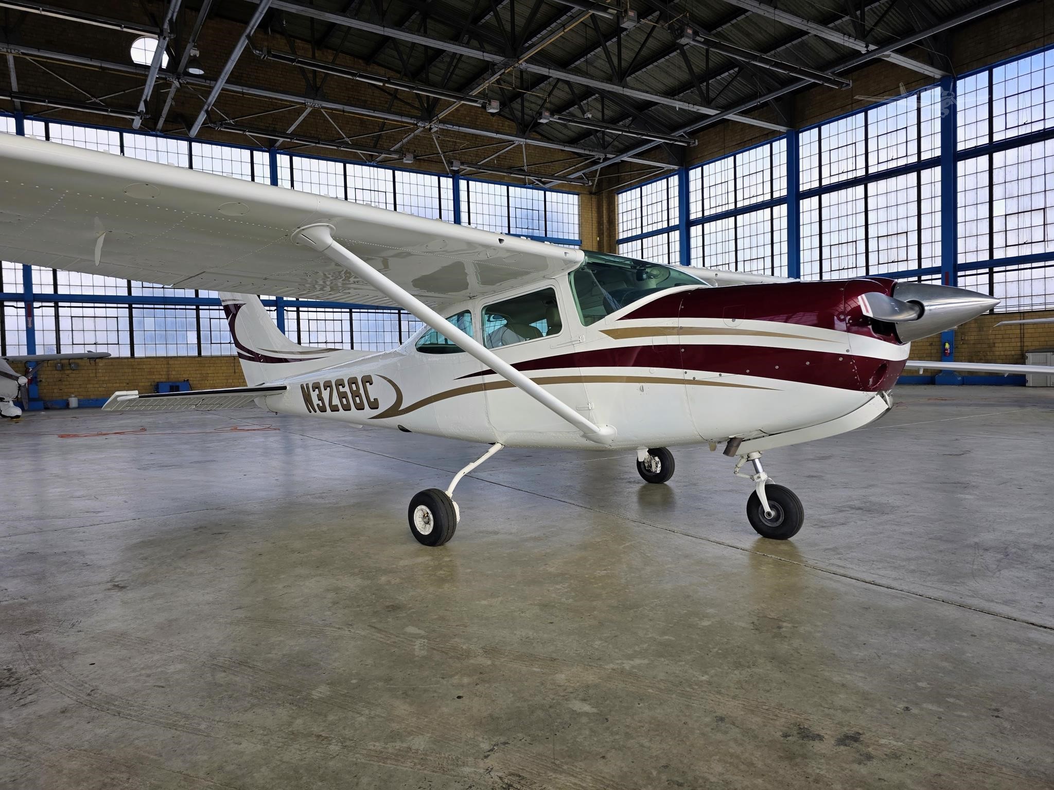 Cessna 182