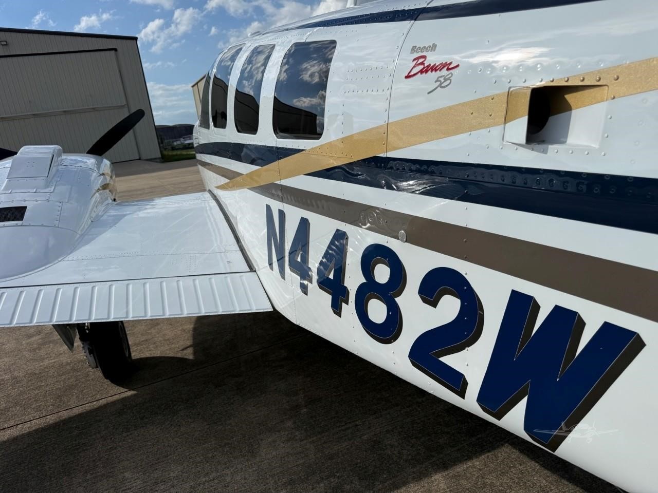 Beechcraft 58 Baron
