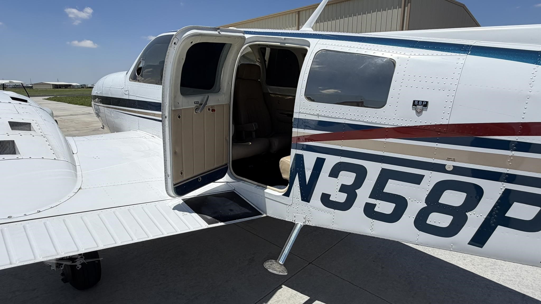 Beechcraft 58 Baron
