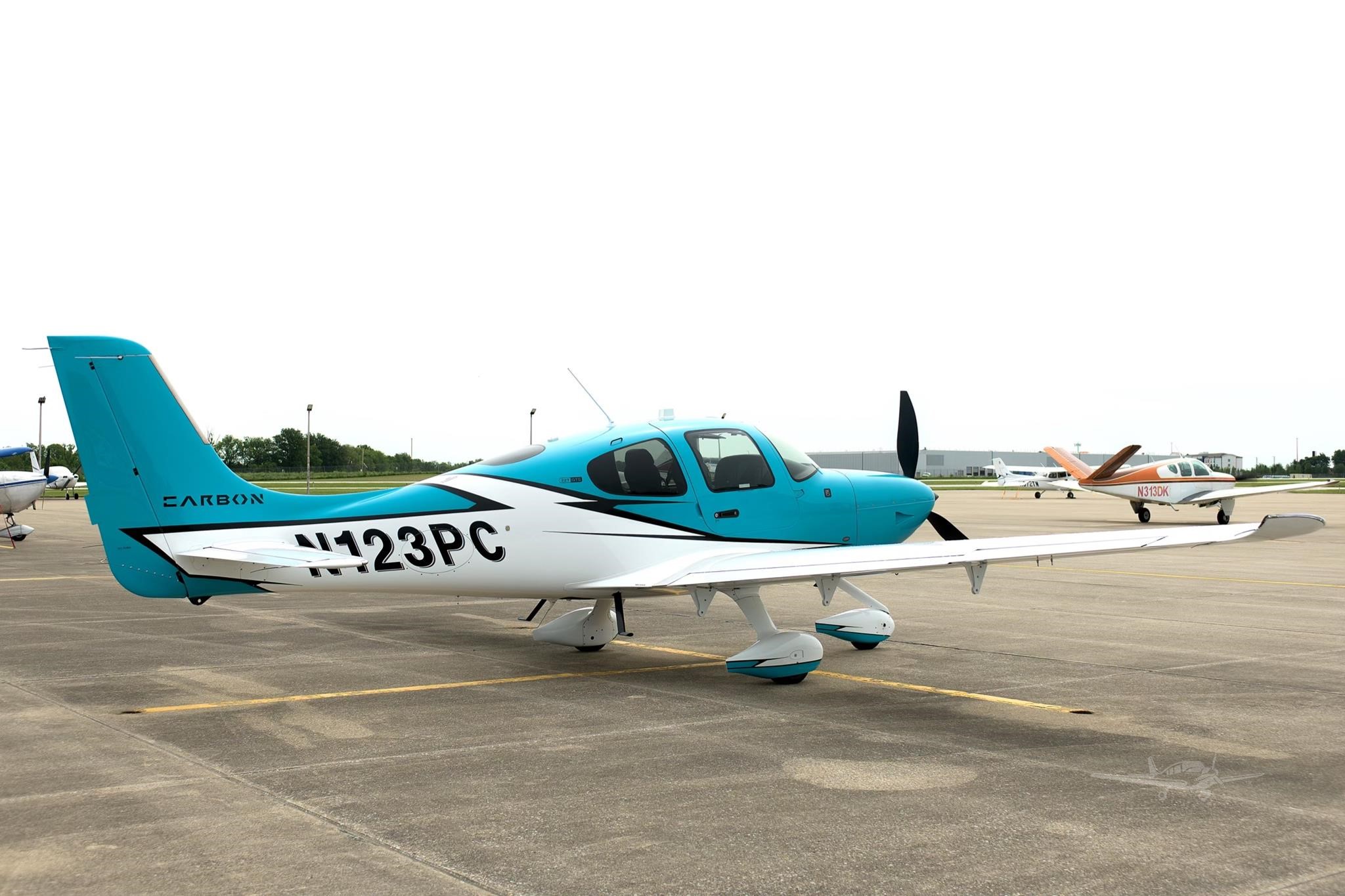 Cirrus SR22