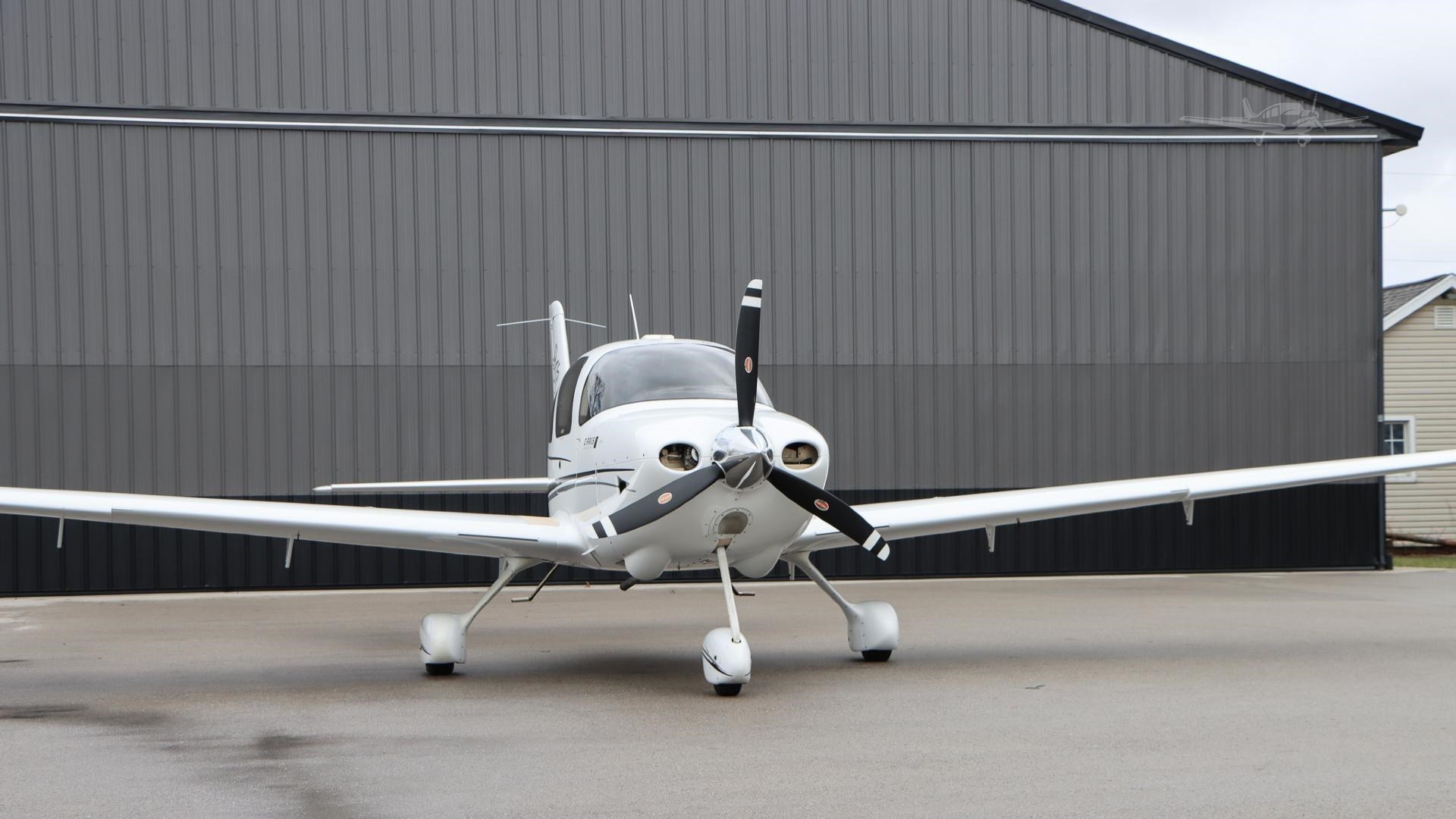 Cirrus SR20