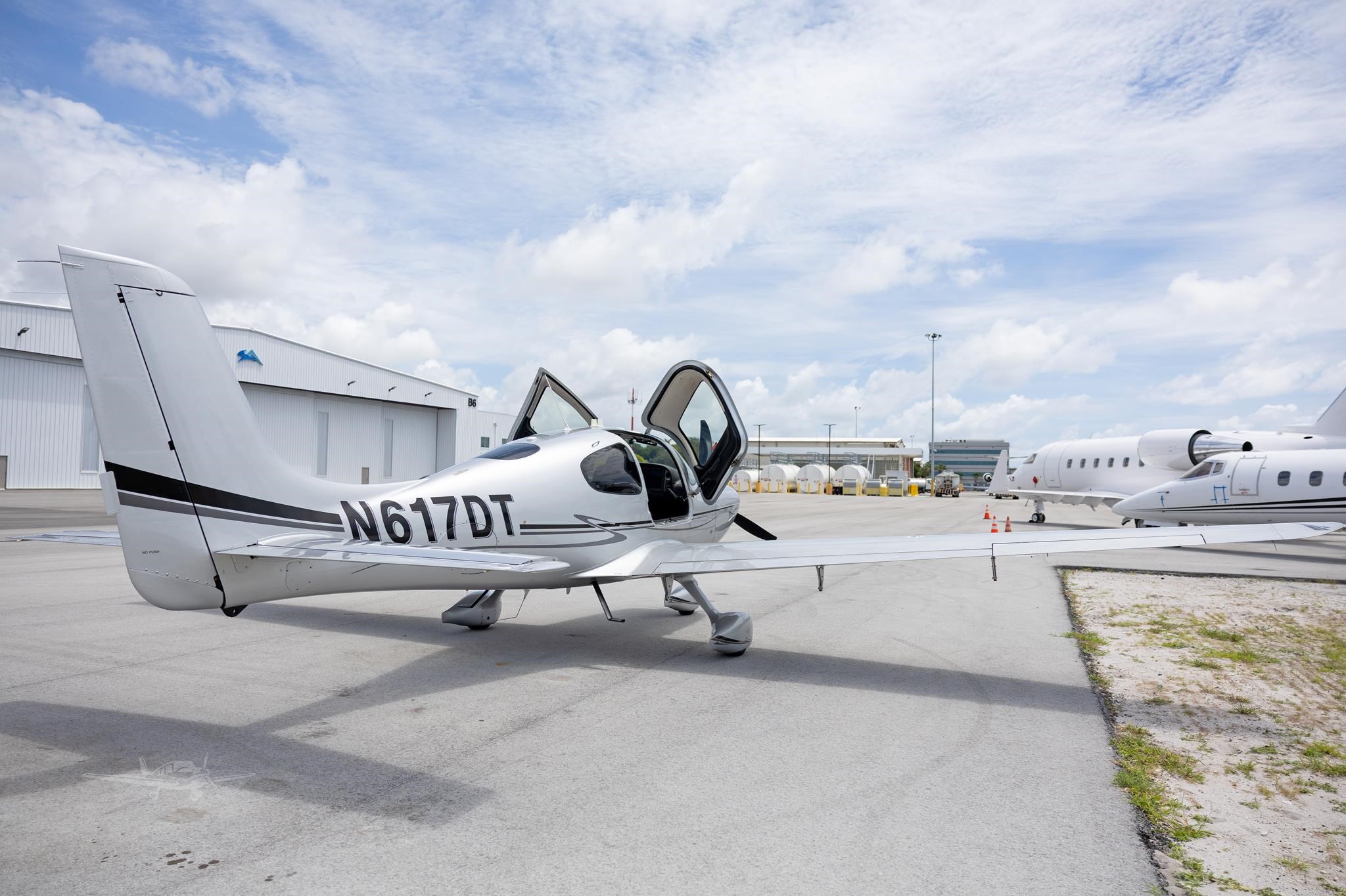 Cirrus SR22
