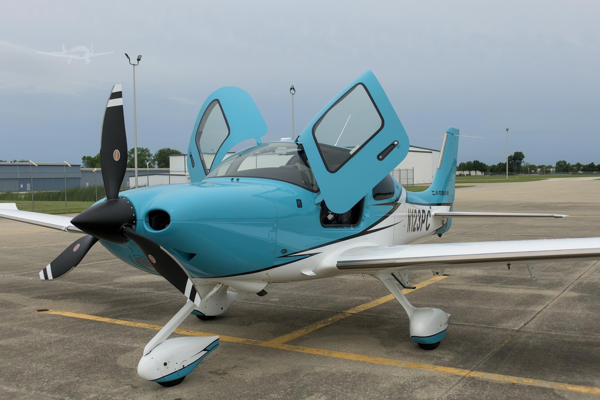 Cirrus SR22
