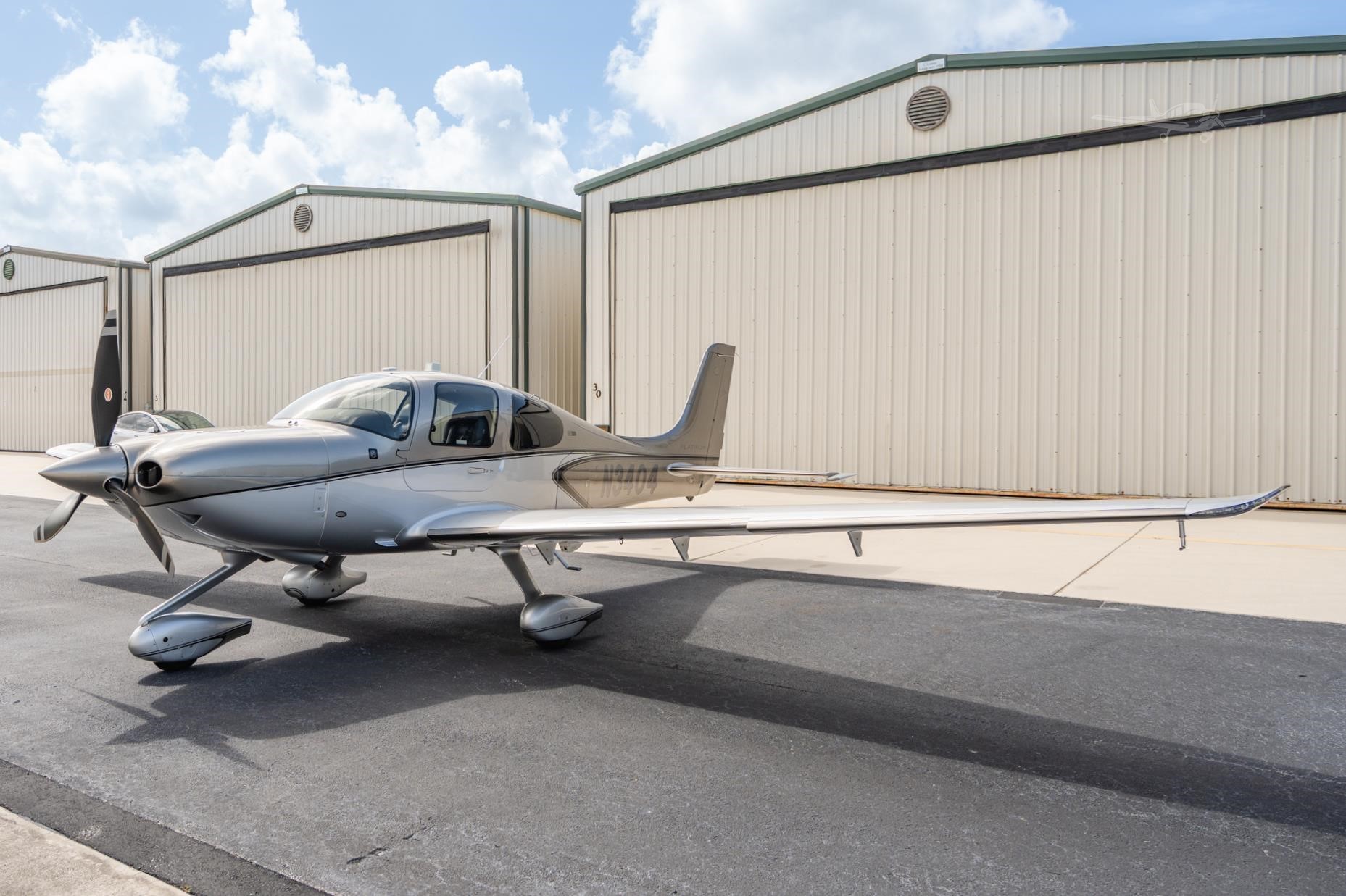 Cirrus SR22
