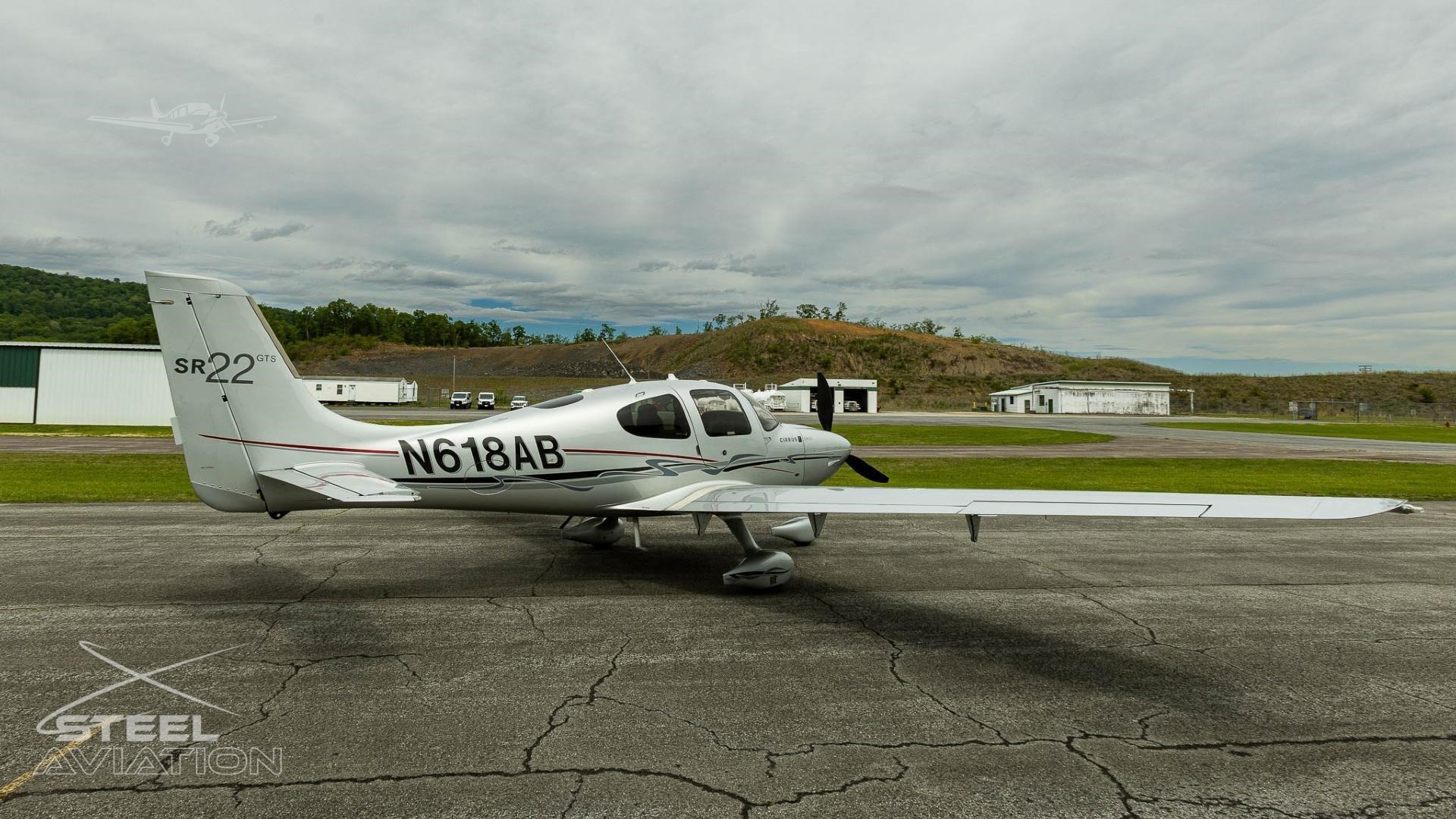 Cirrus SR22