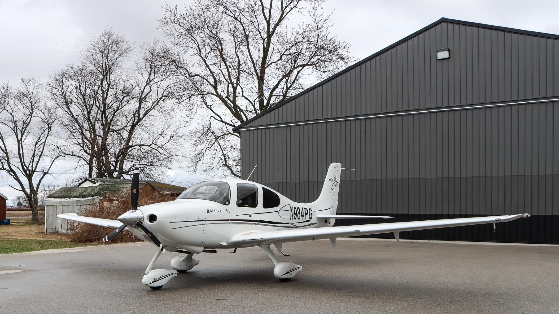 Cirrus SR20
