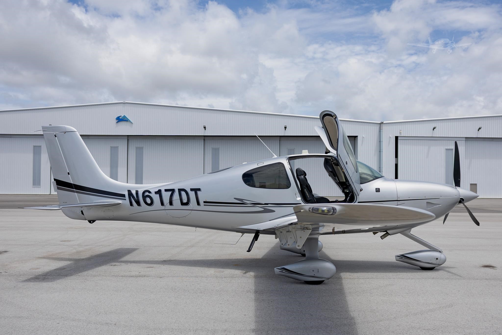 Cirrus SR22