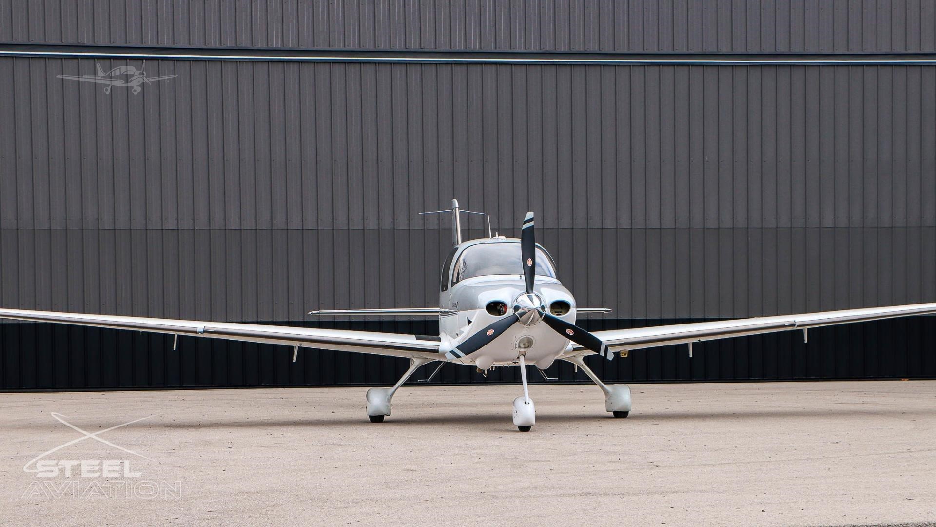 Cirrus SR22