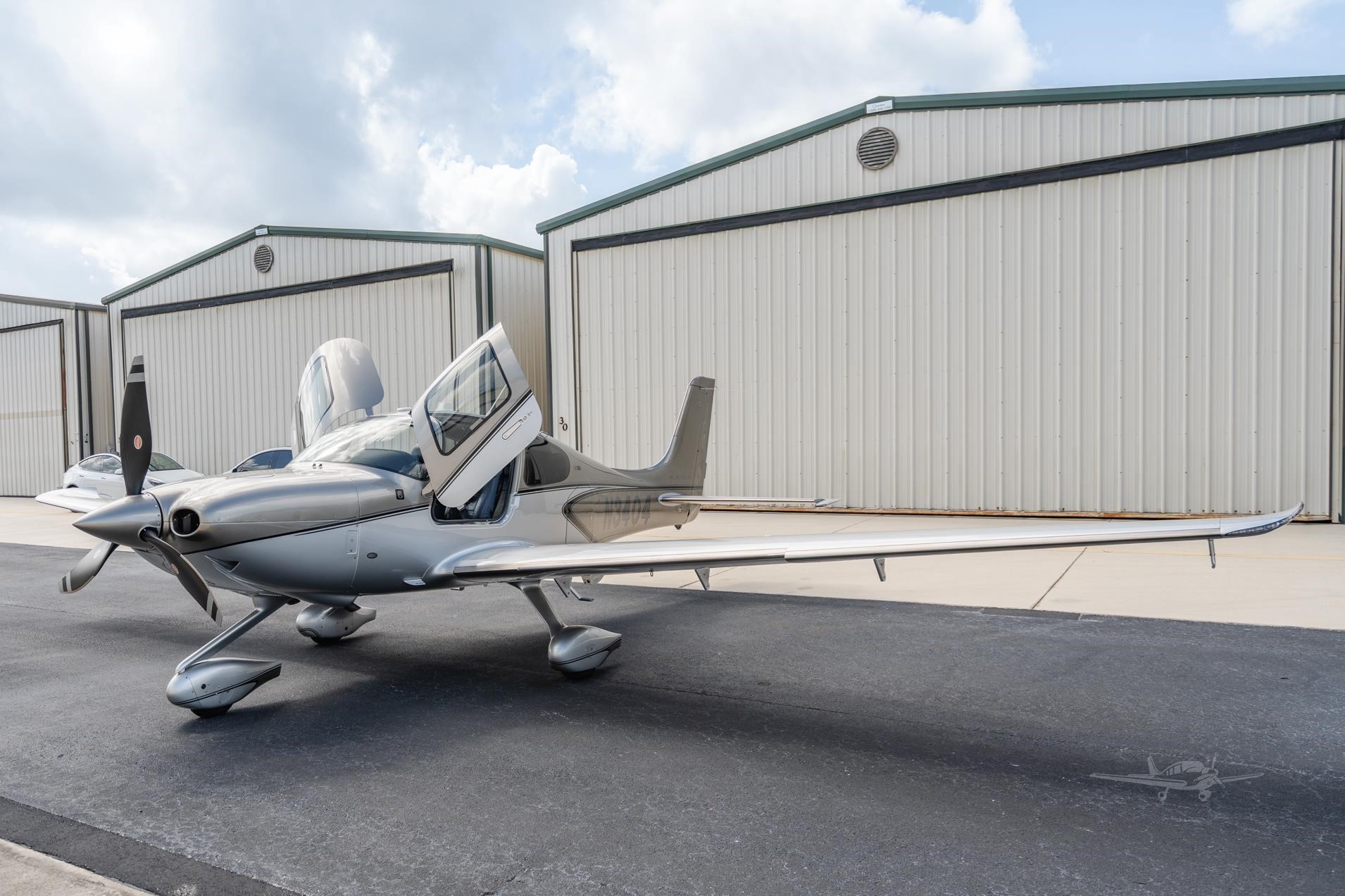 Cirrus SR22