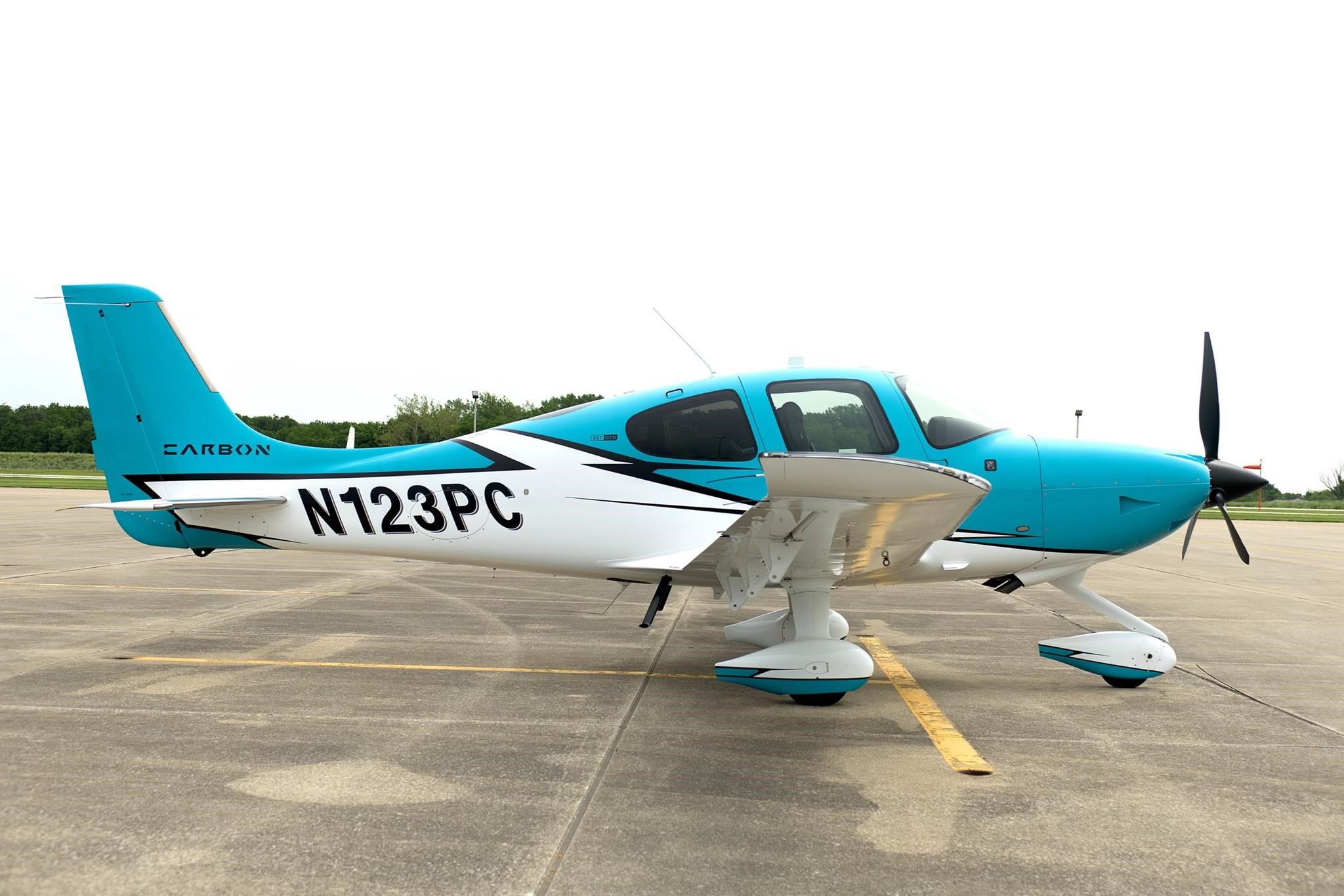 Cirrus SR22