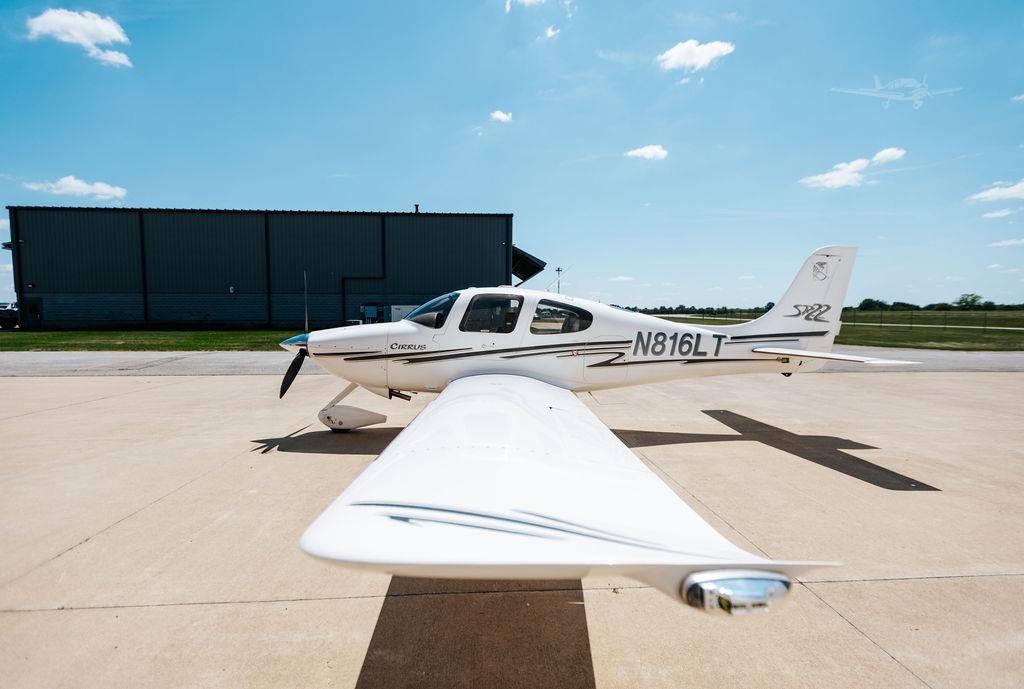 Cirrus SR22
