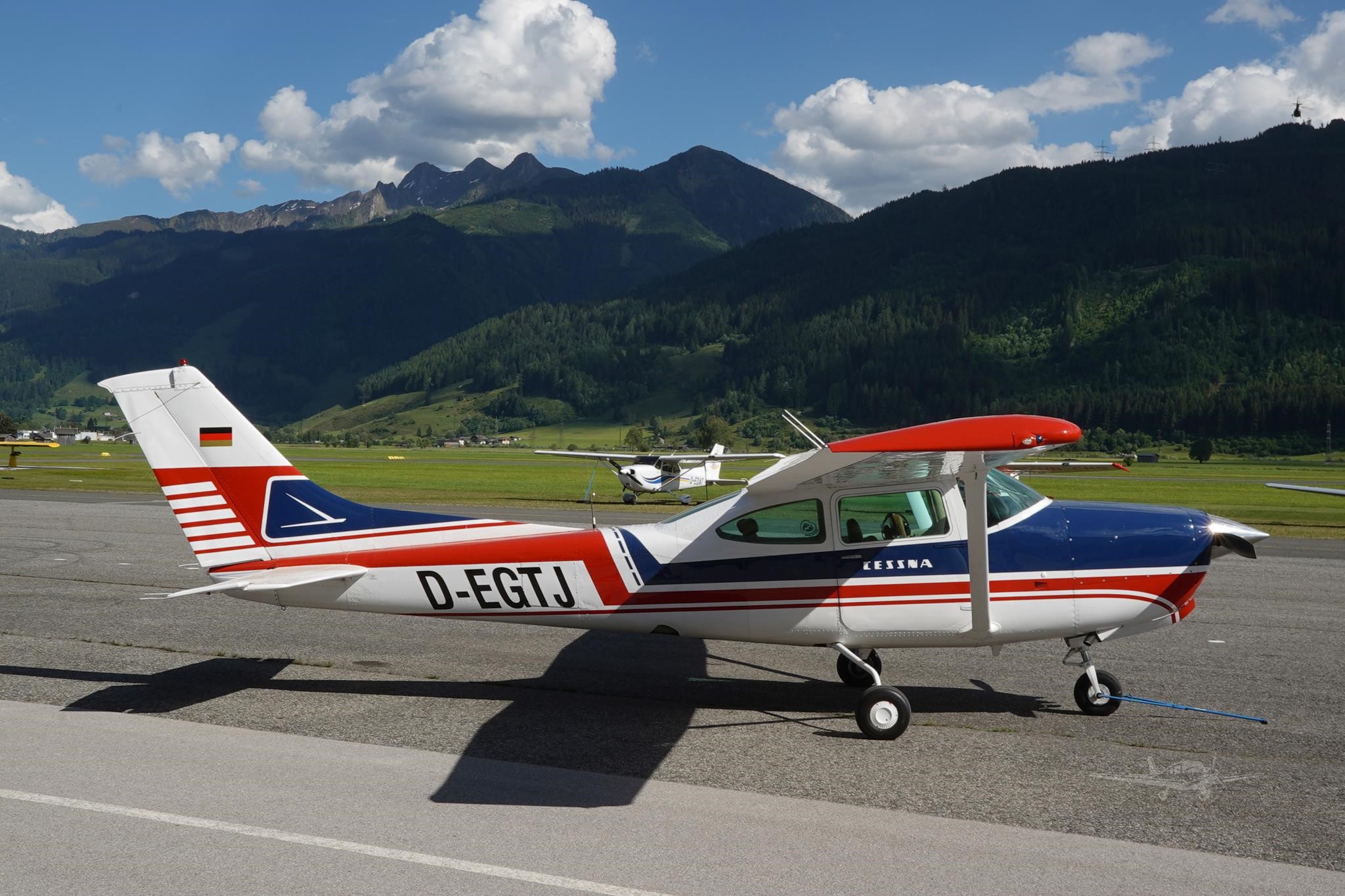 Cessna 182