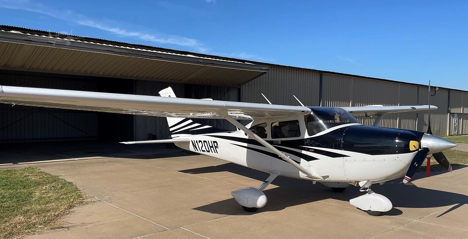 Cessna 182