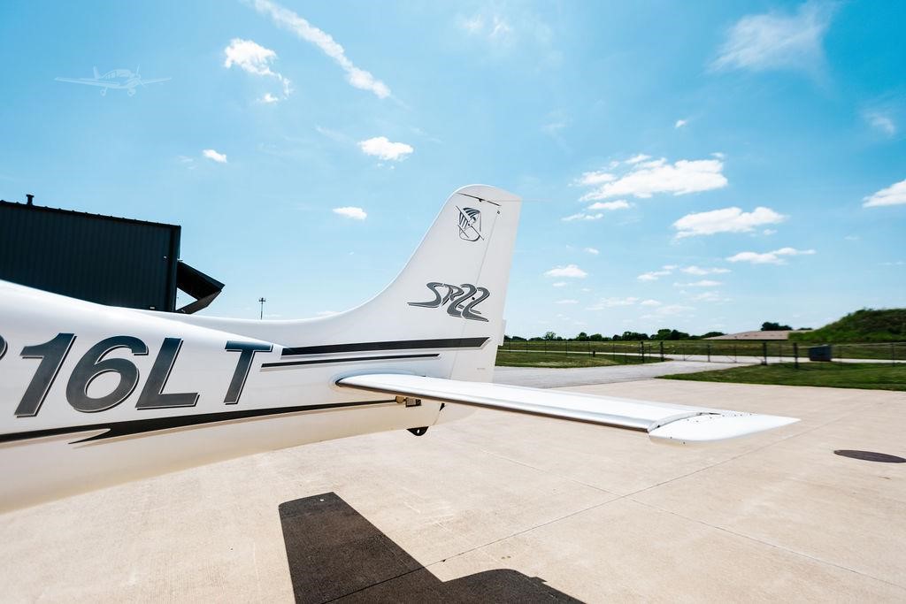 Cirrus SR22