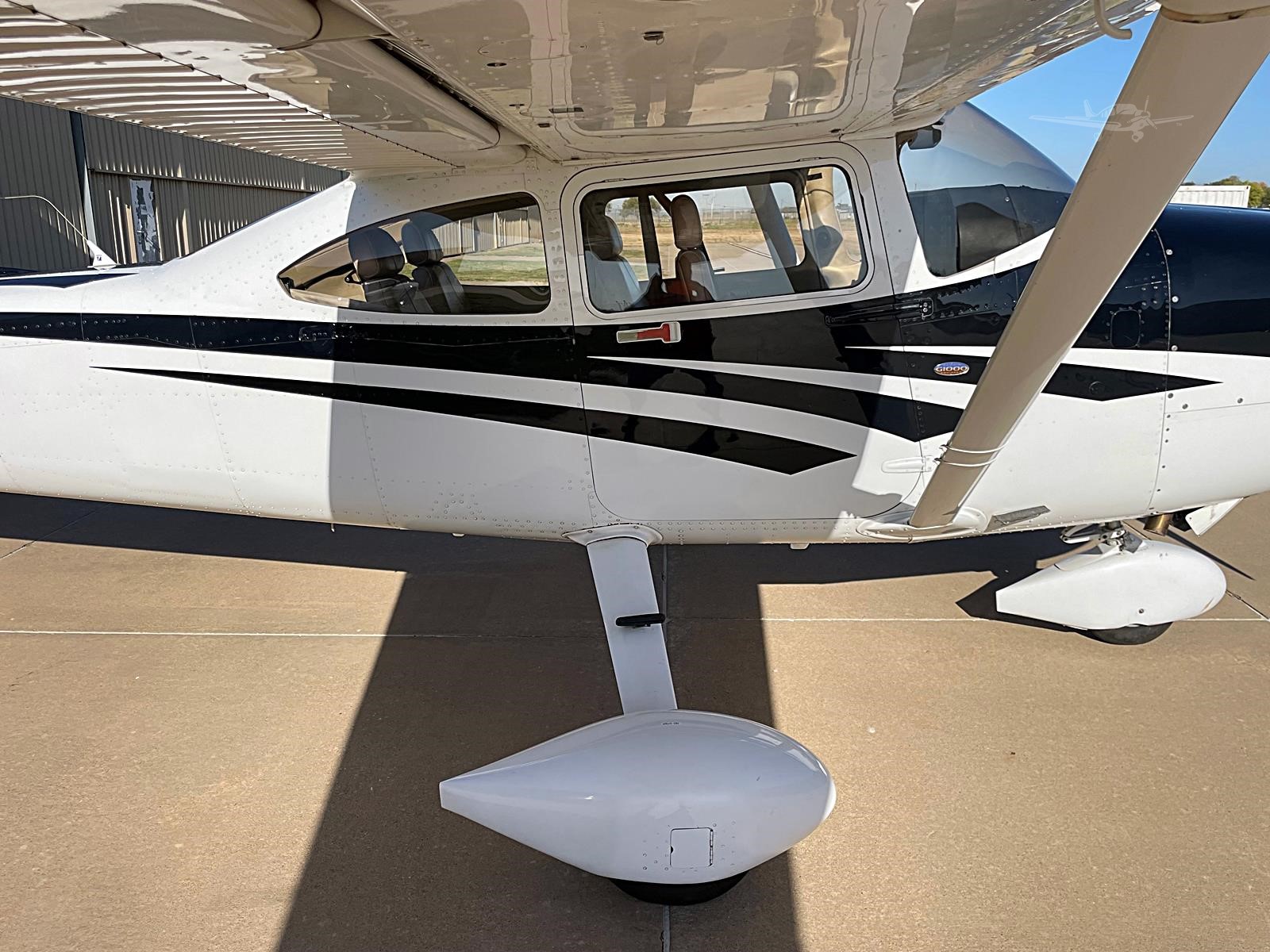 Cessna 182