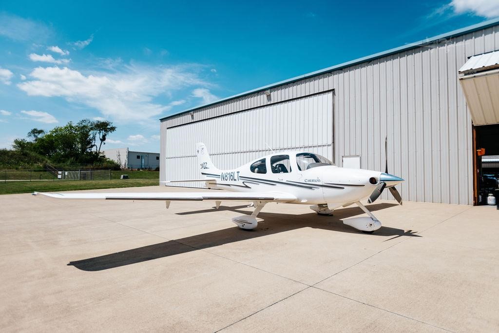 Cirrus SR22