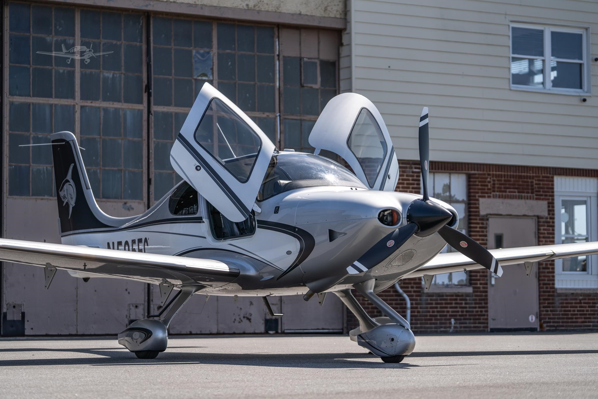 Cirrus SR22