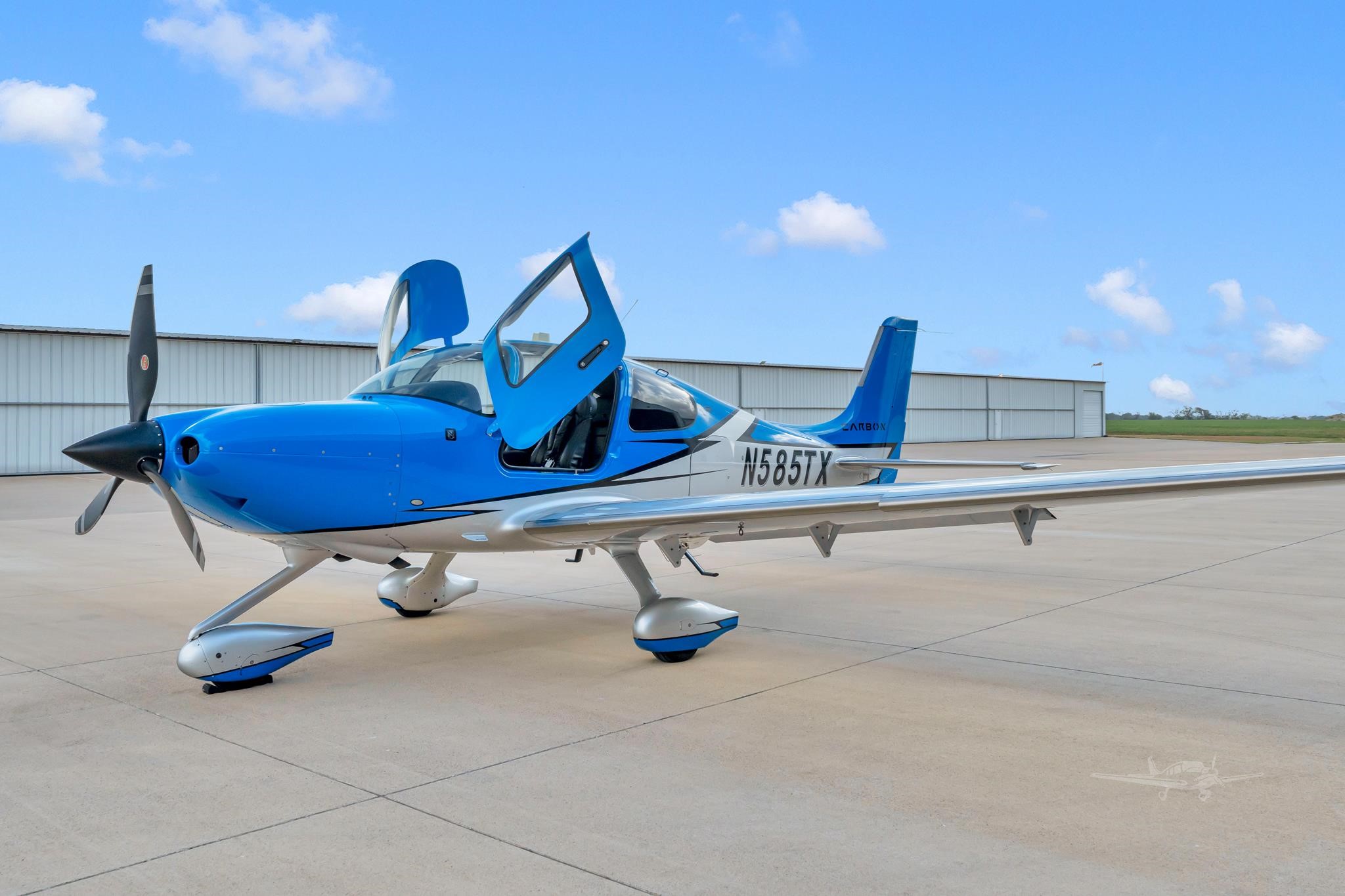 Cirrus SR22