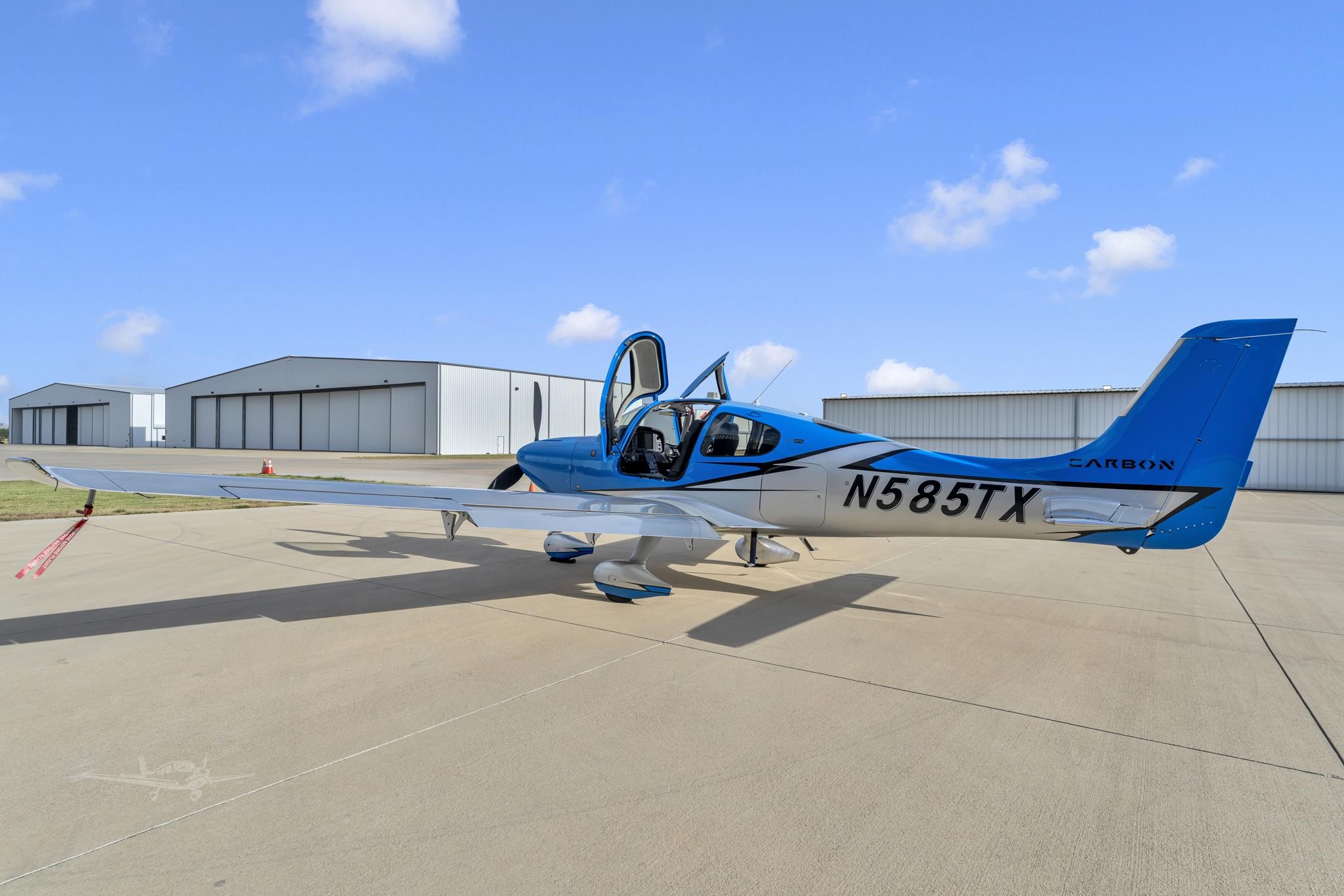 Cirrus SR22