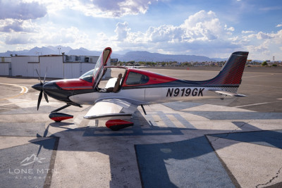 Cirrus SR22