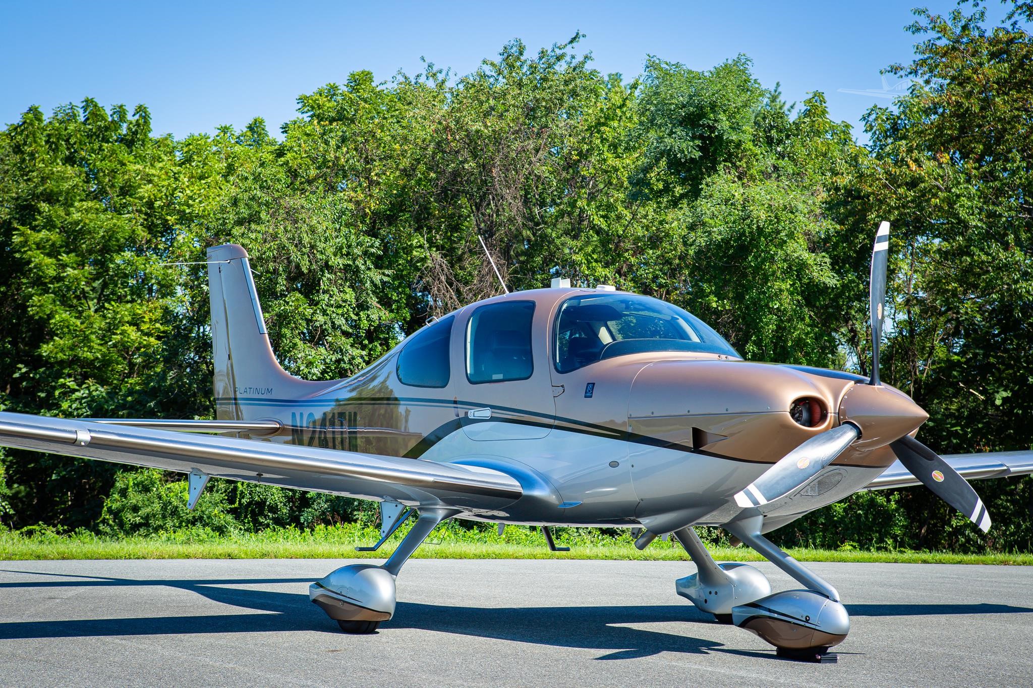Cirrus SR22