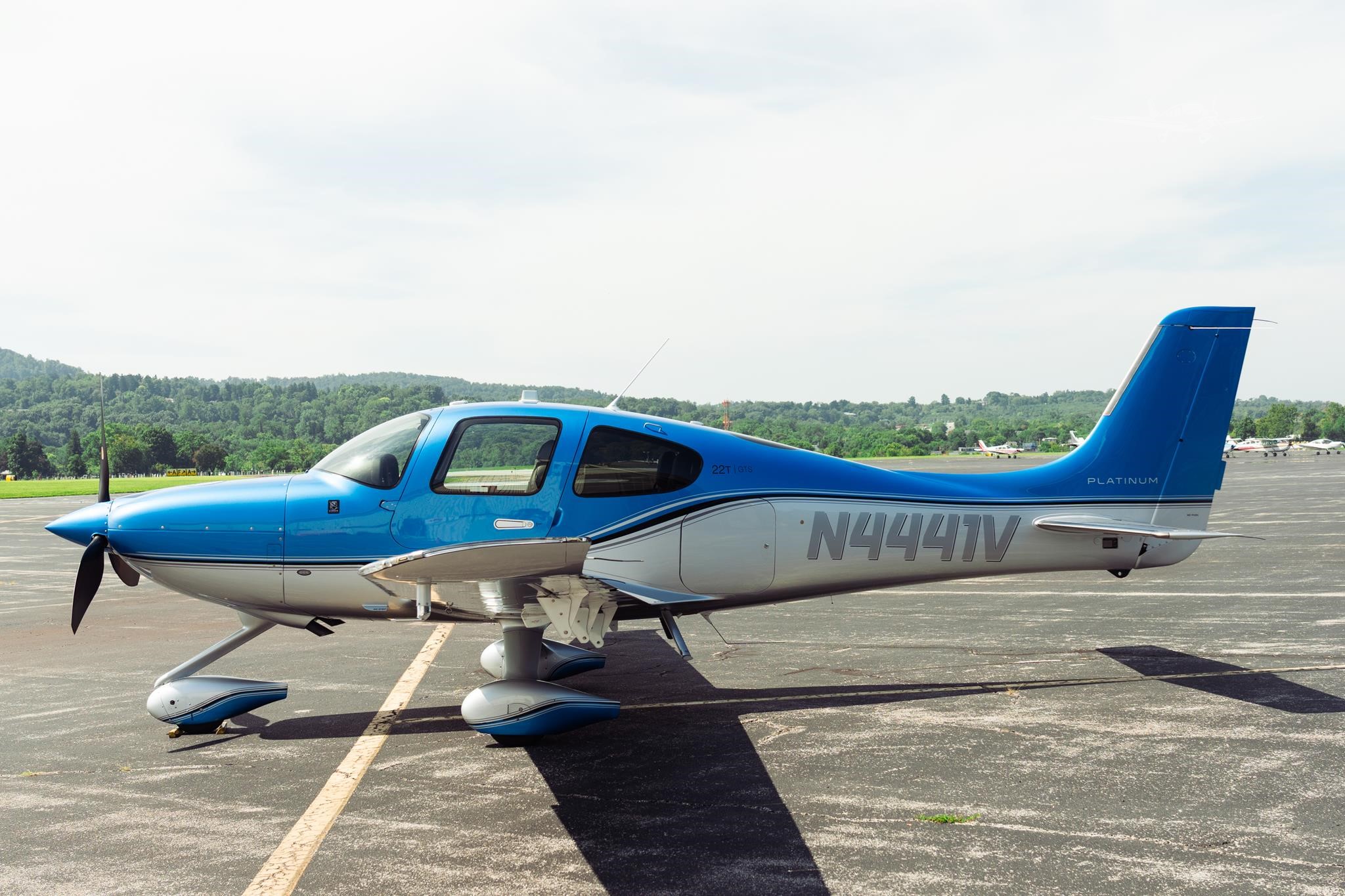Cirrus SR22