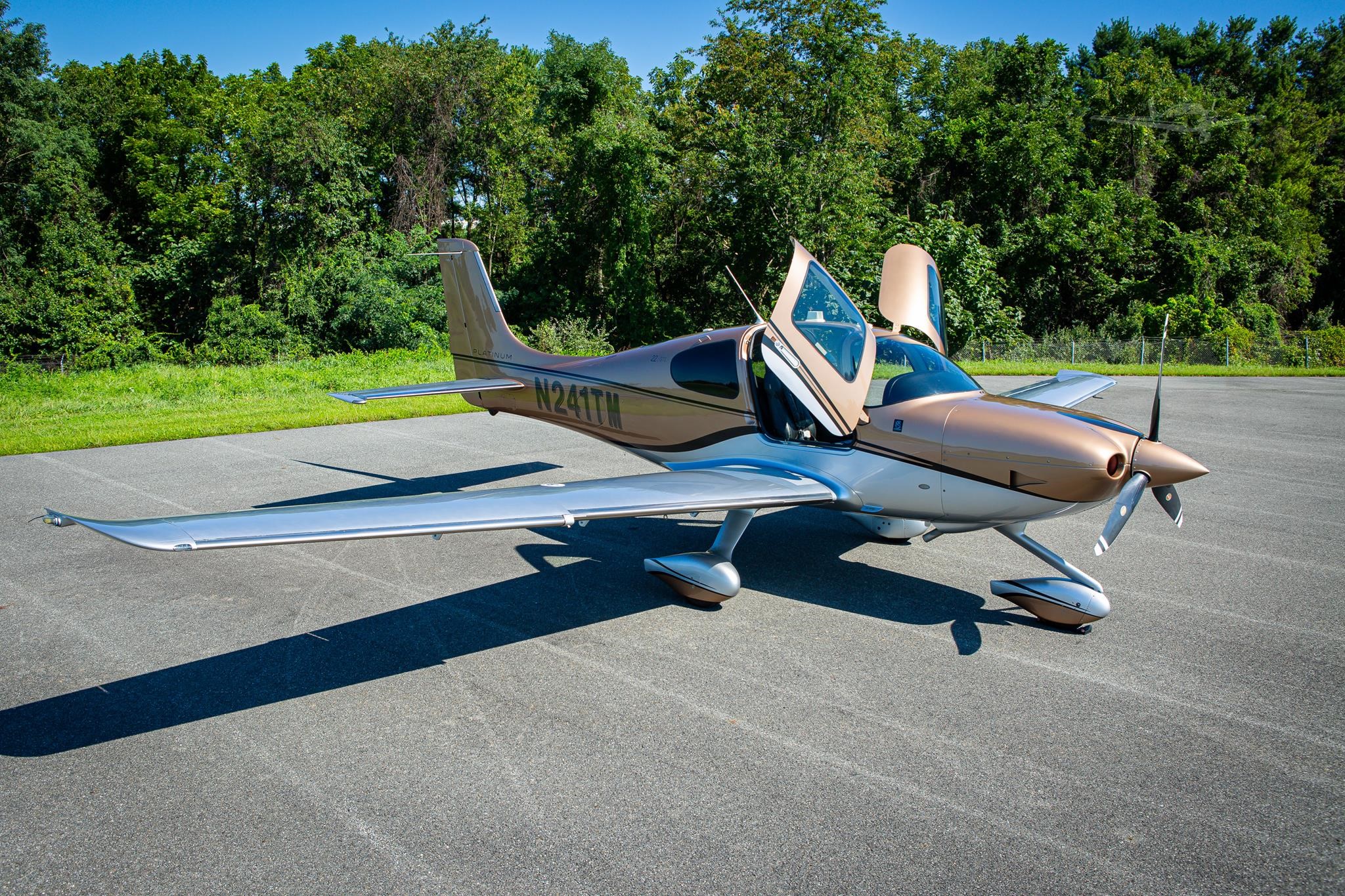 Cirrus SR22