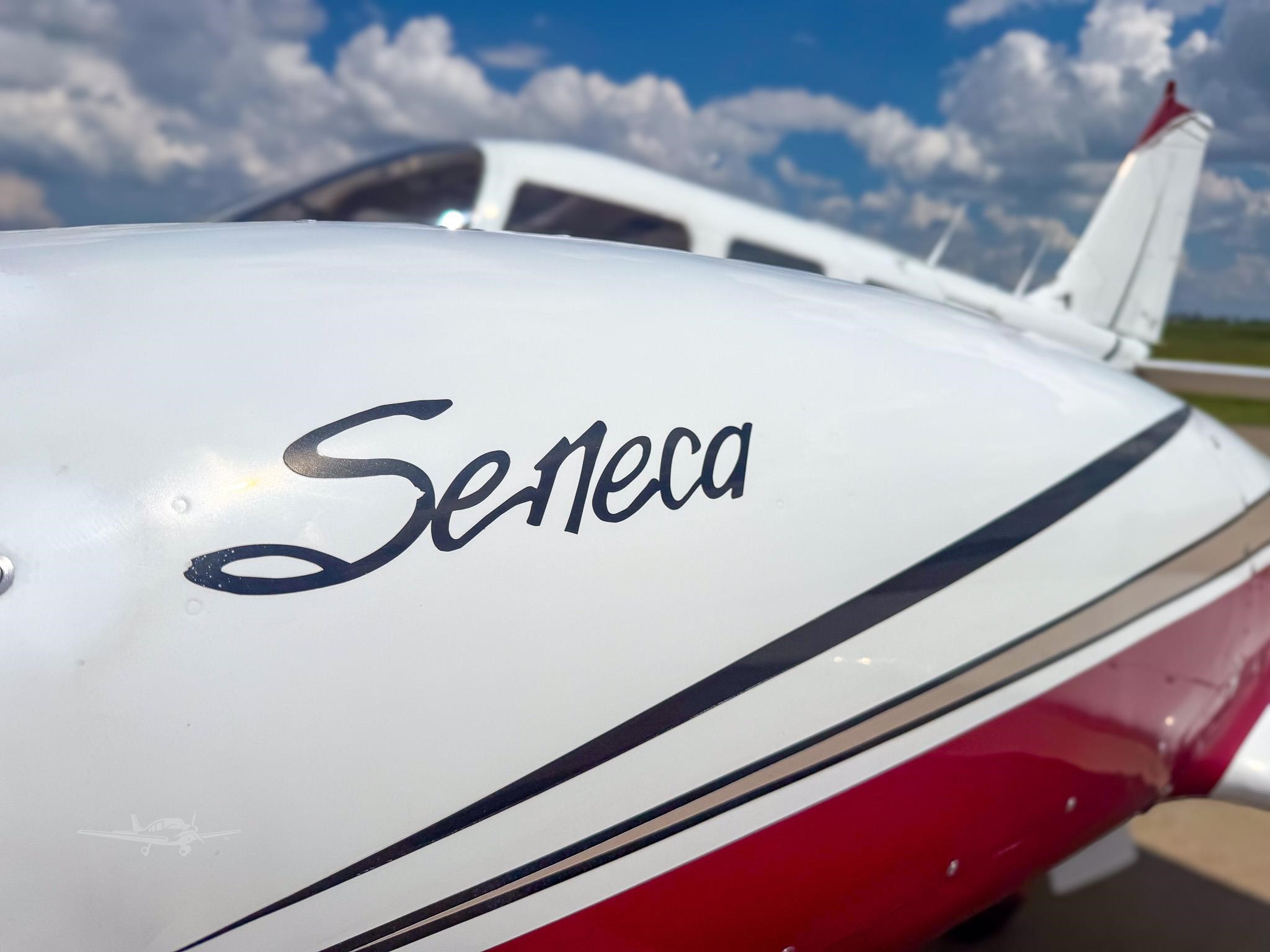 Piper PA-34-200T Seneca II