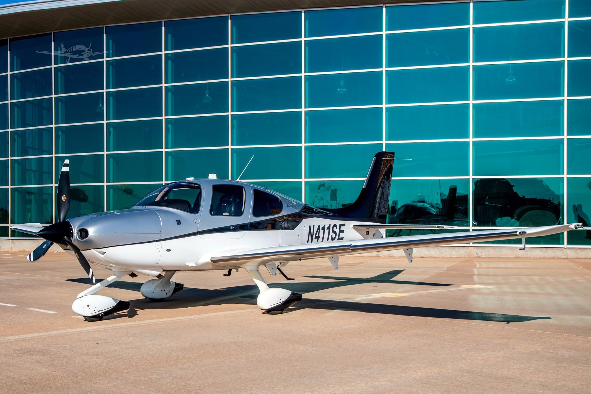 Cirrus SR22