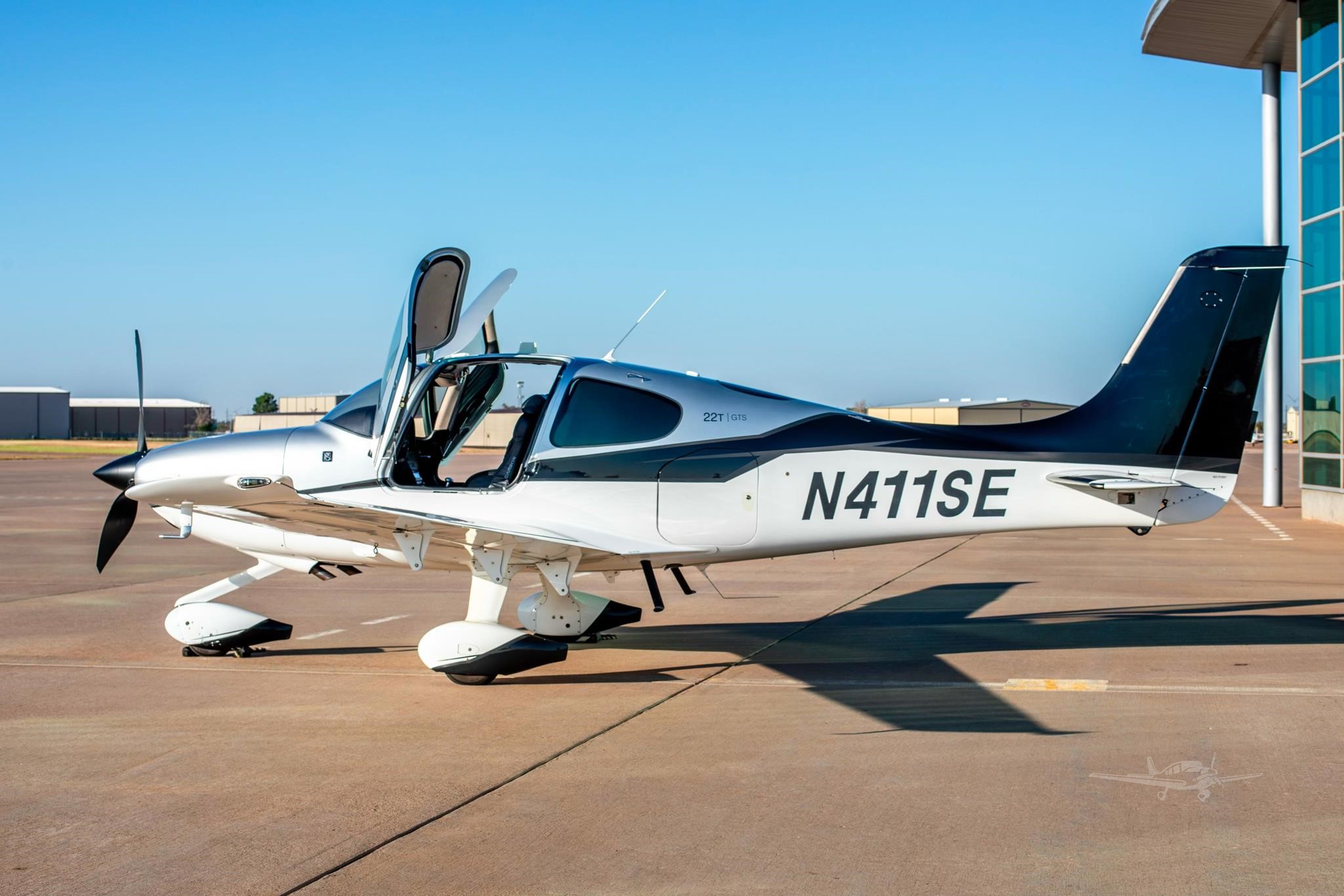 Cirrus SR22