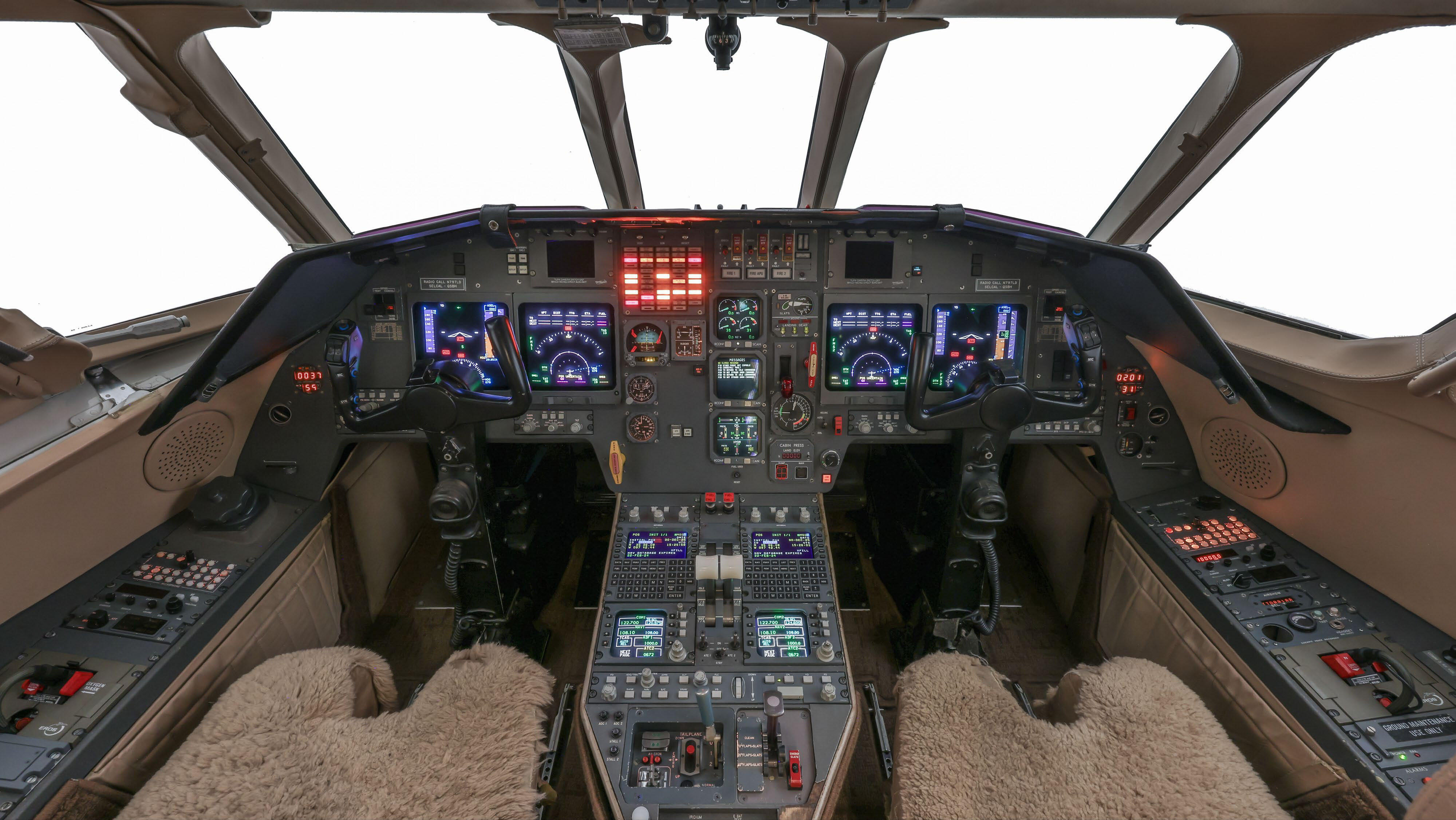 Falcon 2000