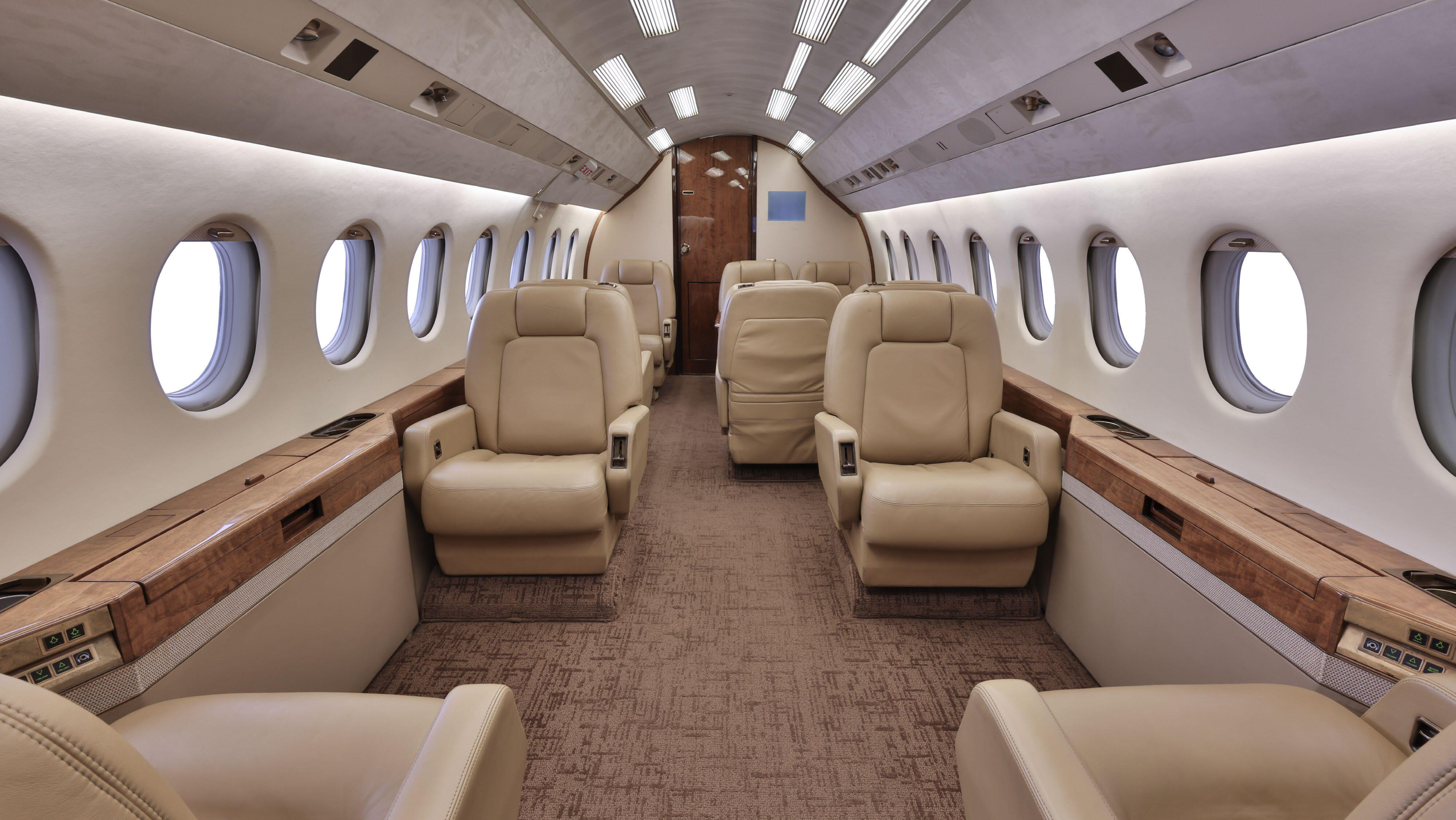 Falcon 2000