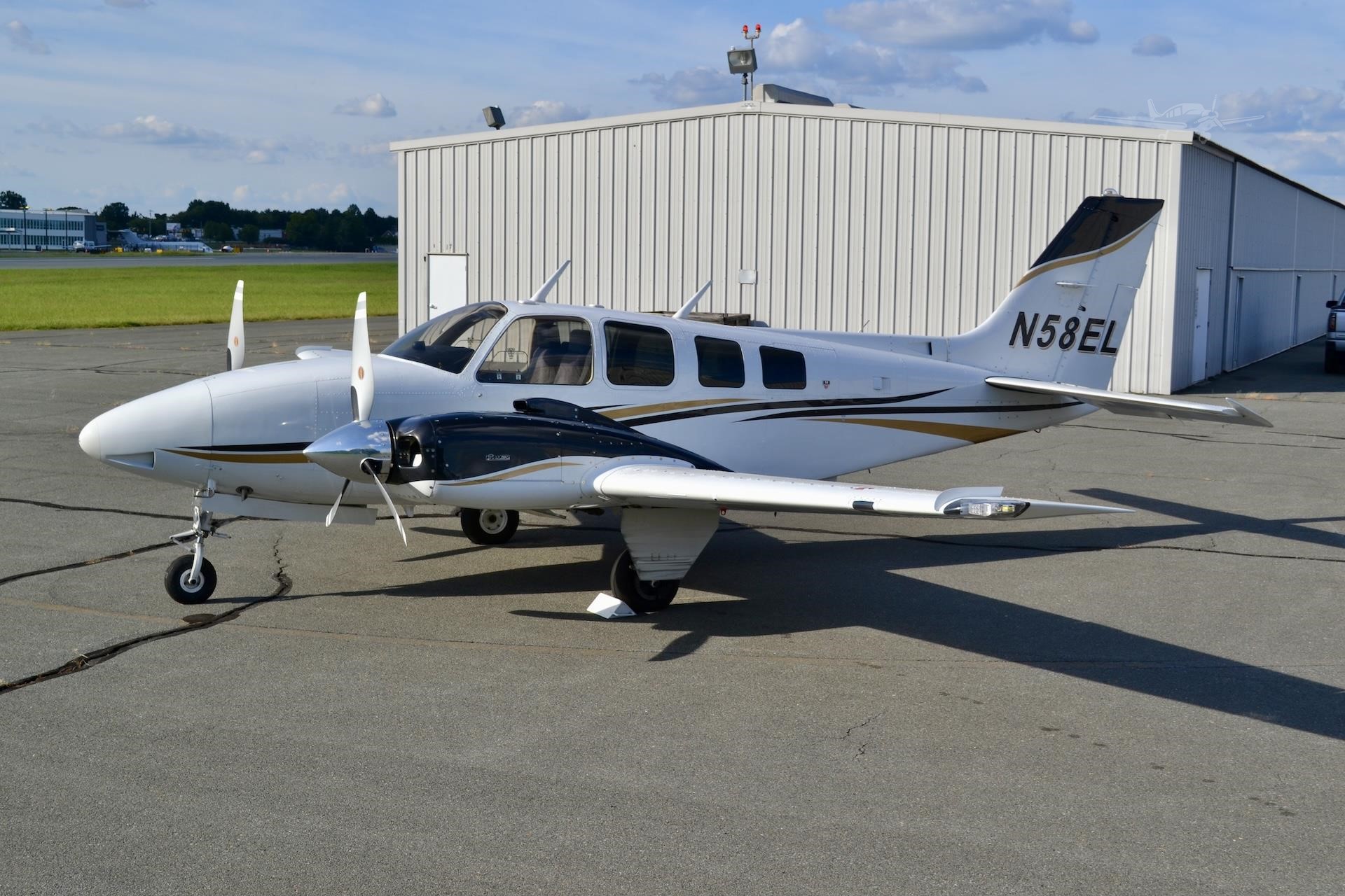Beechcraft 58 Baron