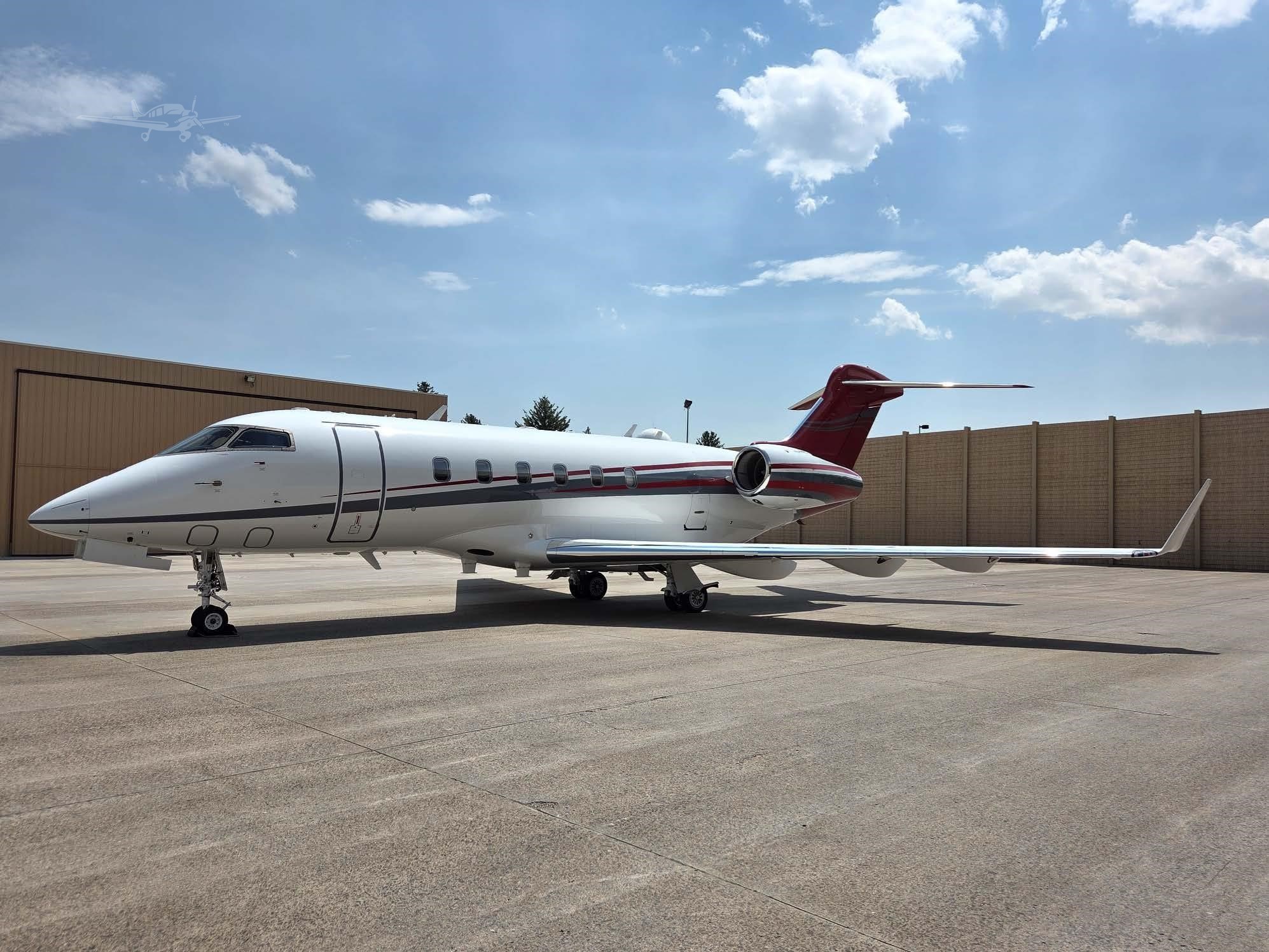Challenger 300