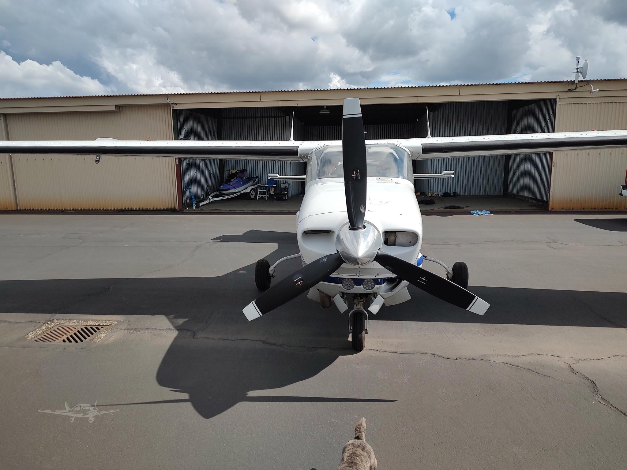 Cessna 210