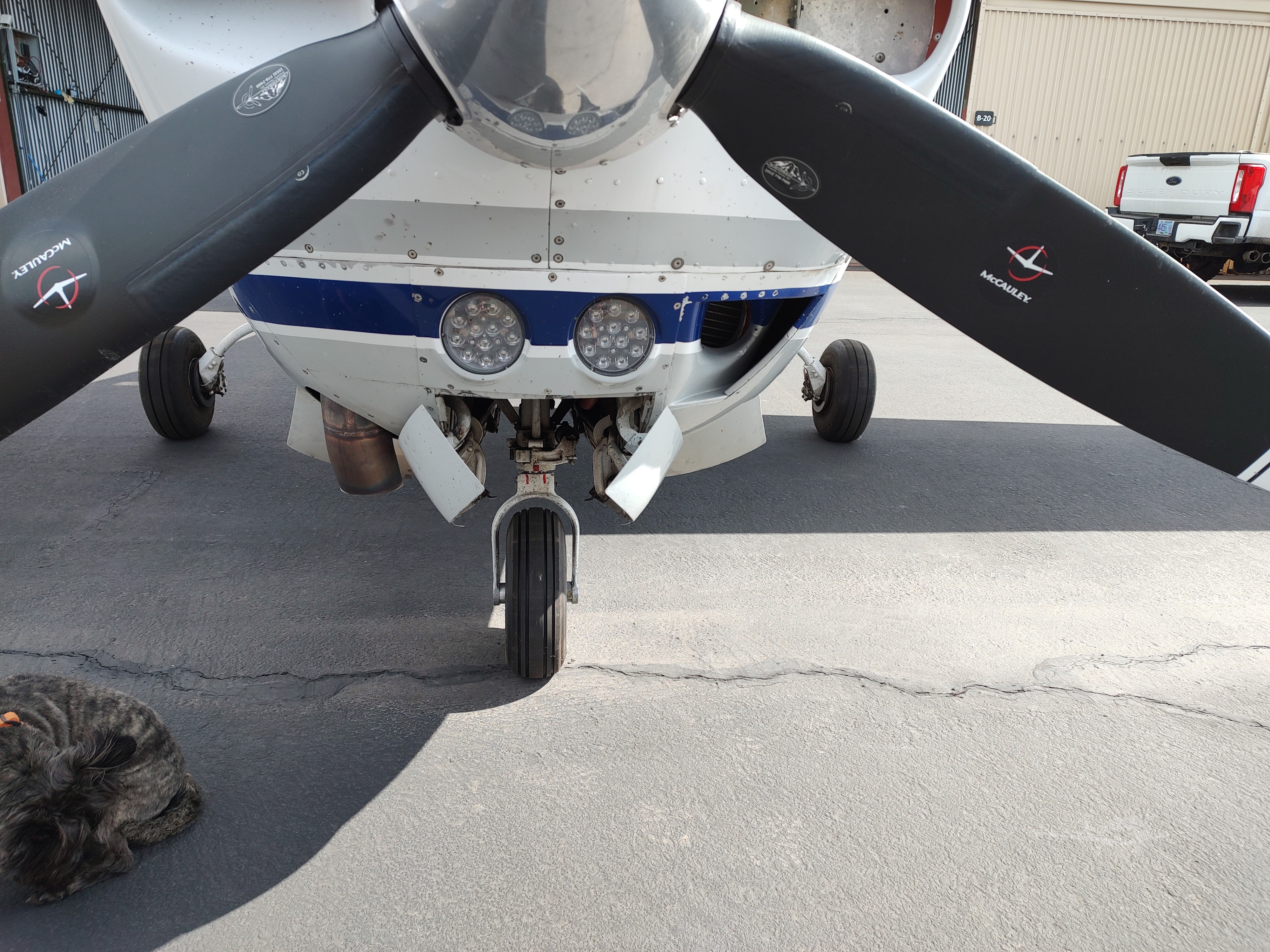 Cessna 210