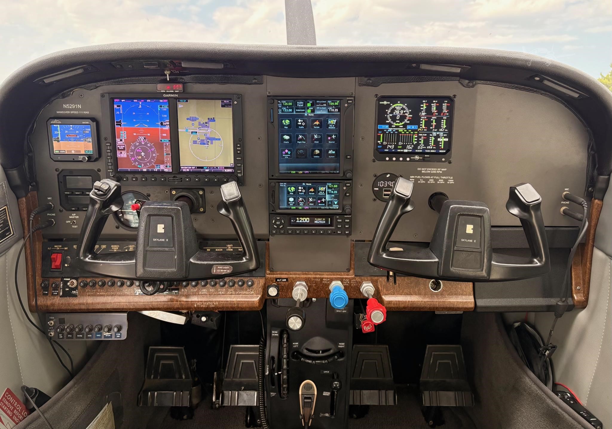 Cessna 182