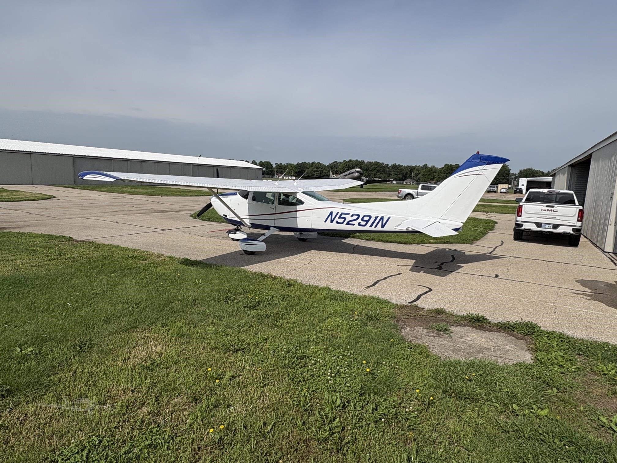 Cessna 182