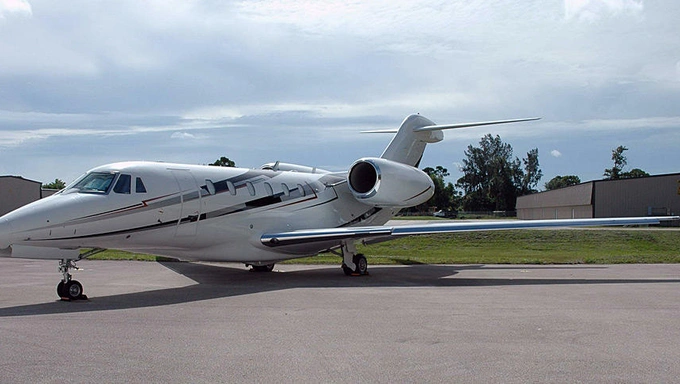 N787MG image