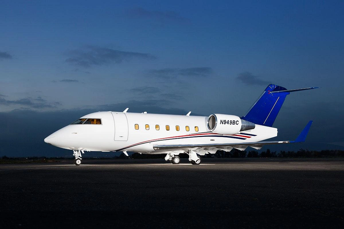 Challenger 601 (CL60) by Bombardier Aerospace