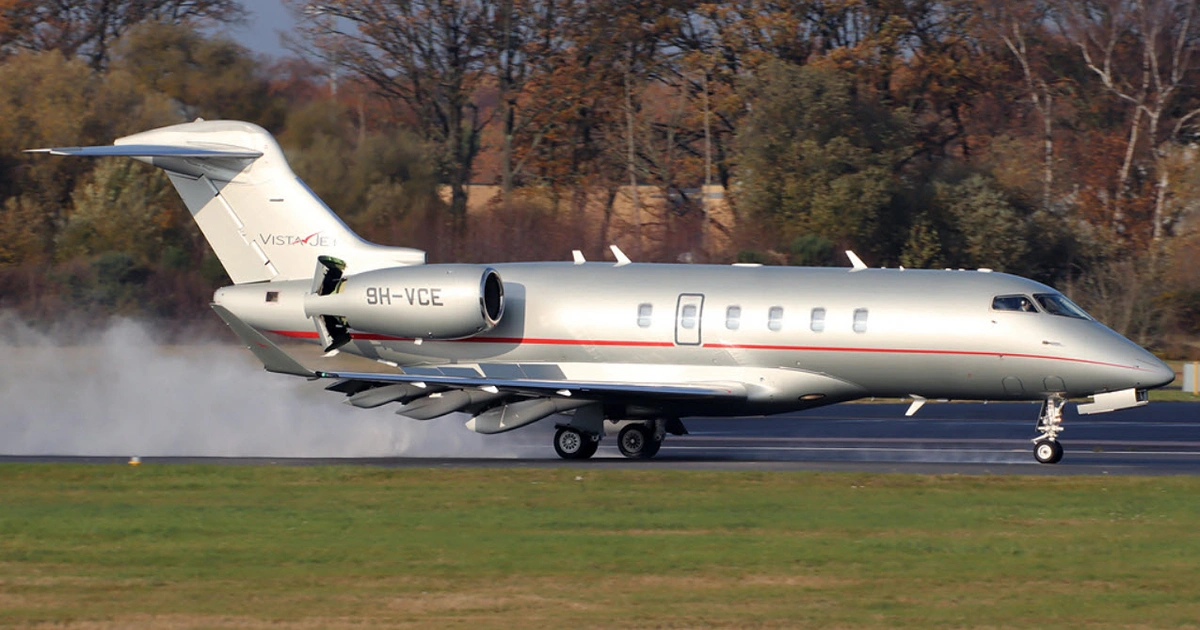 9H-VCE Challenger 350 - VistaJet owned by S/N 20540
