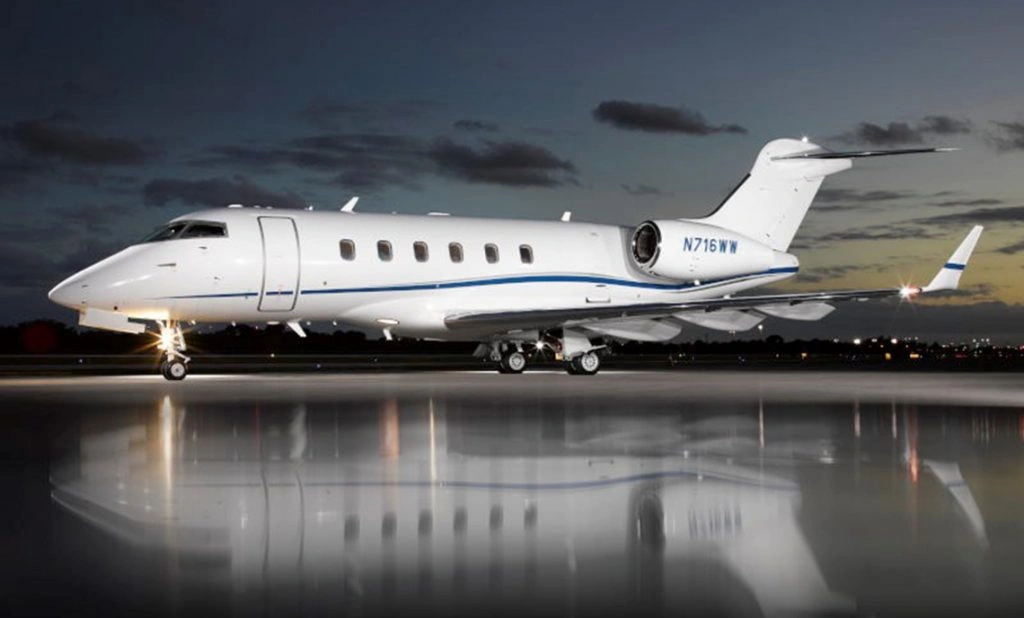 N716WW Challenger 300 - A-ok Jets owned by S/N 20179