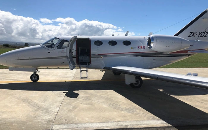 洋書 Aircraft Performance 2008 Hawker 400XP SN RK-549 | Vertical Jet Sales