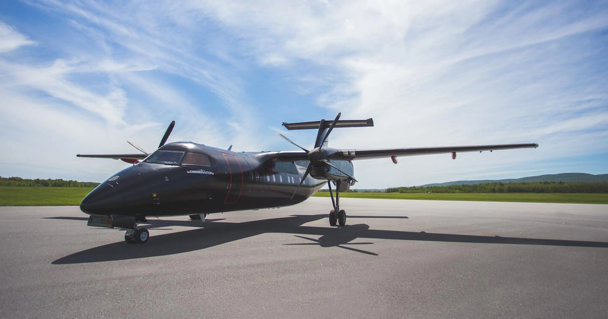 C-FGCP DHC-8-106 - Chrono Aviation owned by S/N 243