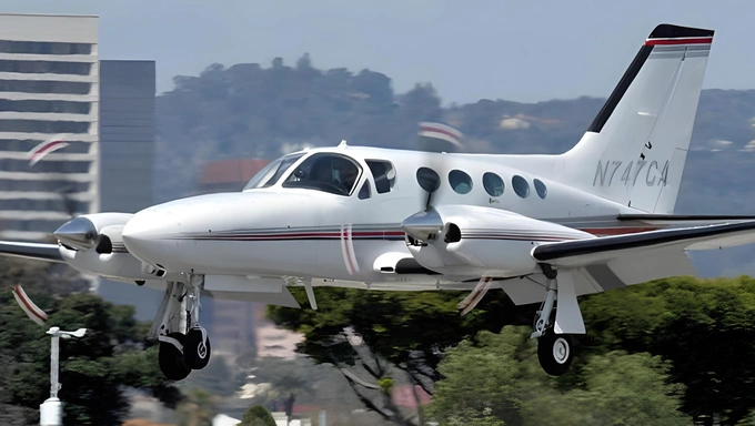 N747CA image