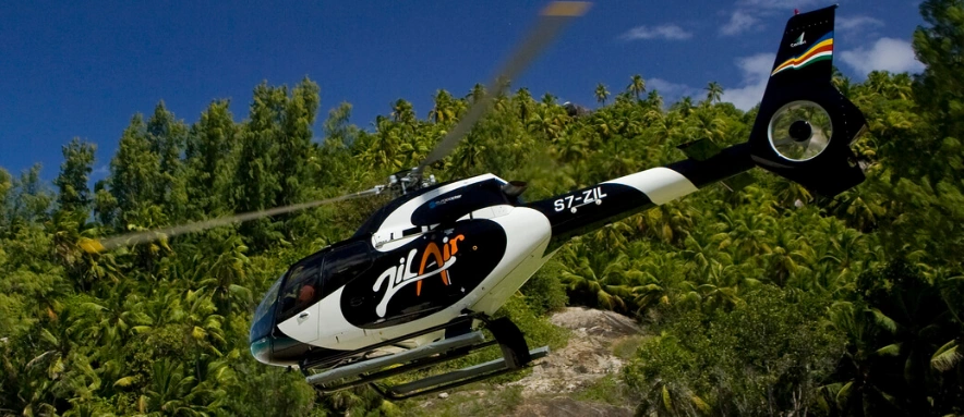 その他 Heli with camera Flexjet's Sikorsky S-76: Redefining Luxury Helicopter Travel