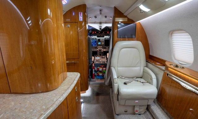 N343EC Learjet 60XR - International Jet Aviation Services, Inc